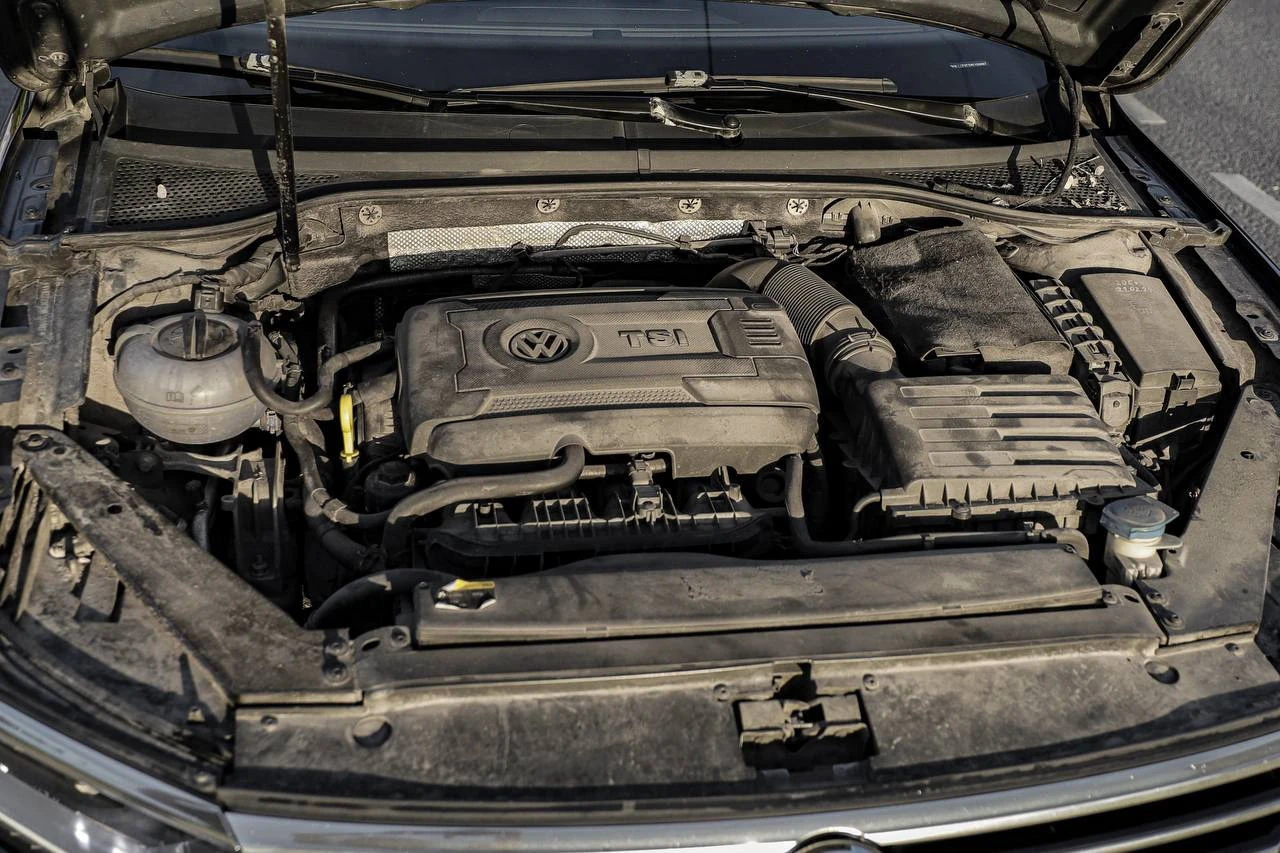 Volkswagen Passat, 2017г, передний привод, робот