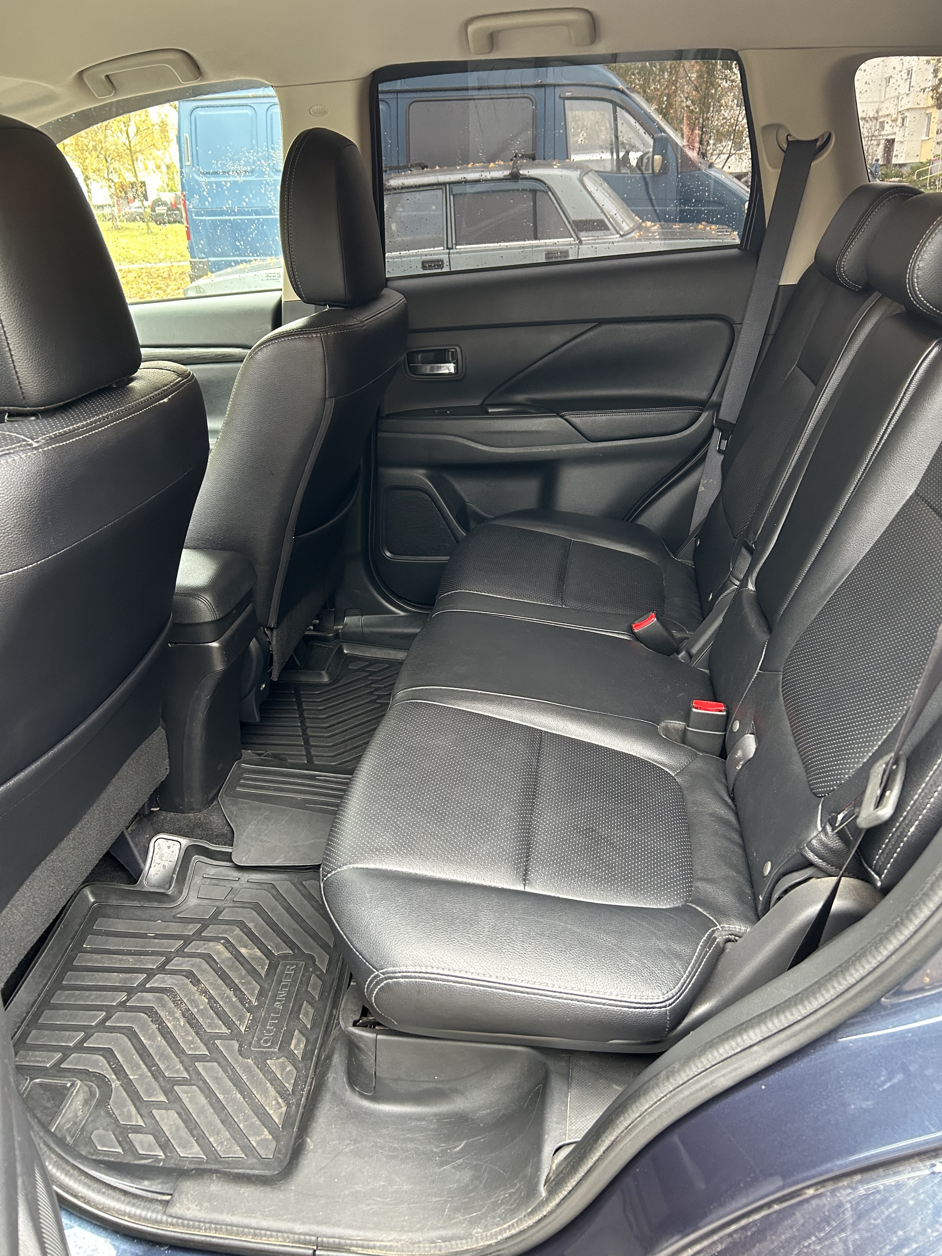 Mitsubishi Outlander, 2016г, полный привод, вариатор