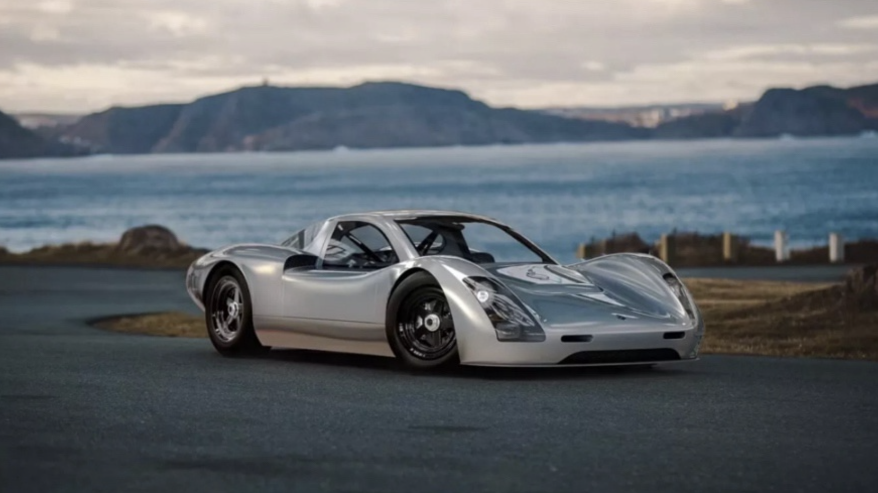 Новый игрок на рынке: калифорнийский стартап строит спорткар весом всего 635 кг 