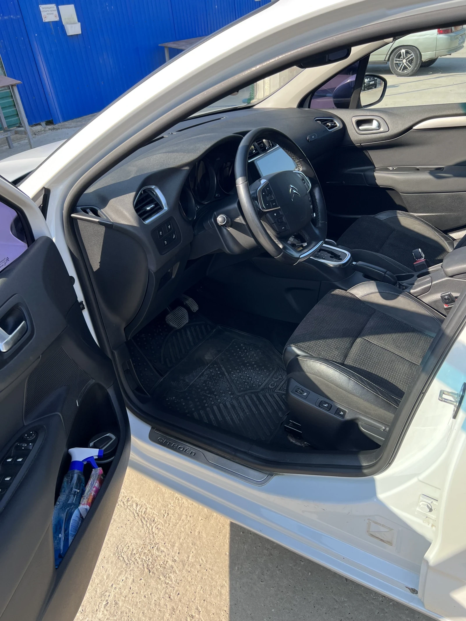 Citroen C4, 2012г, передний привод, автомат