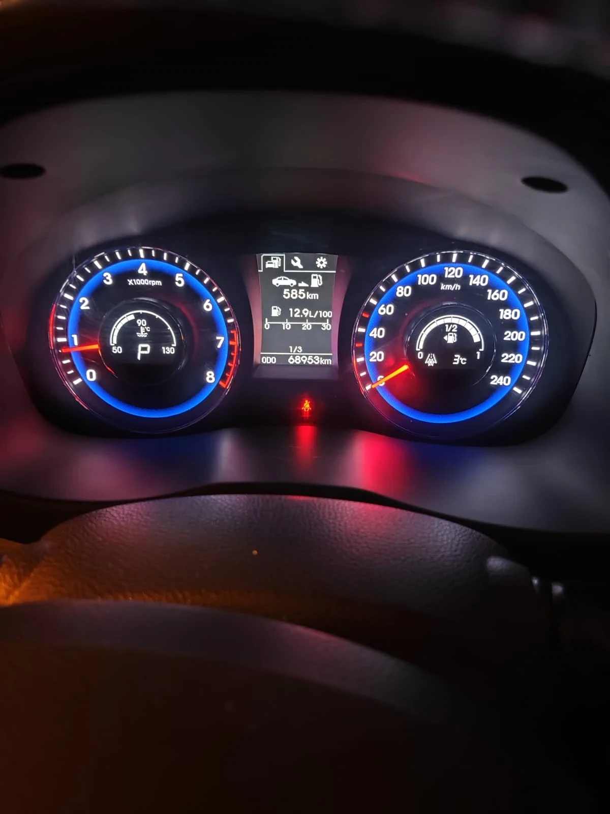 Hyundai i40, 2015г, передний привод, автомат