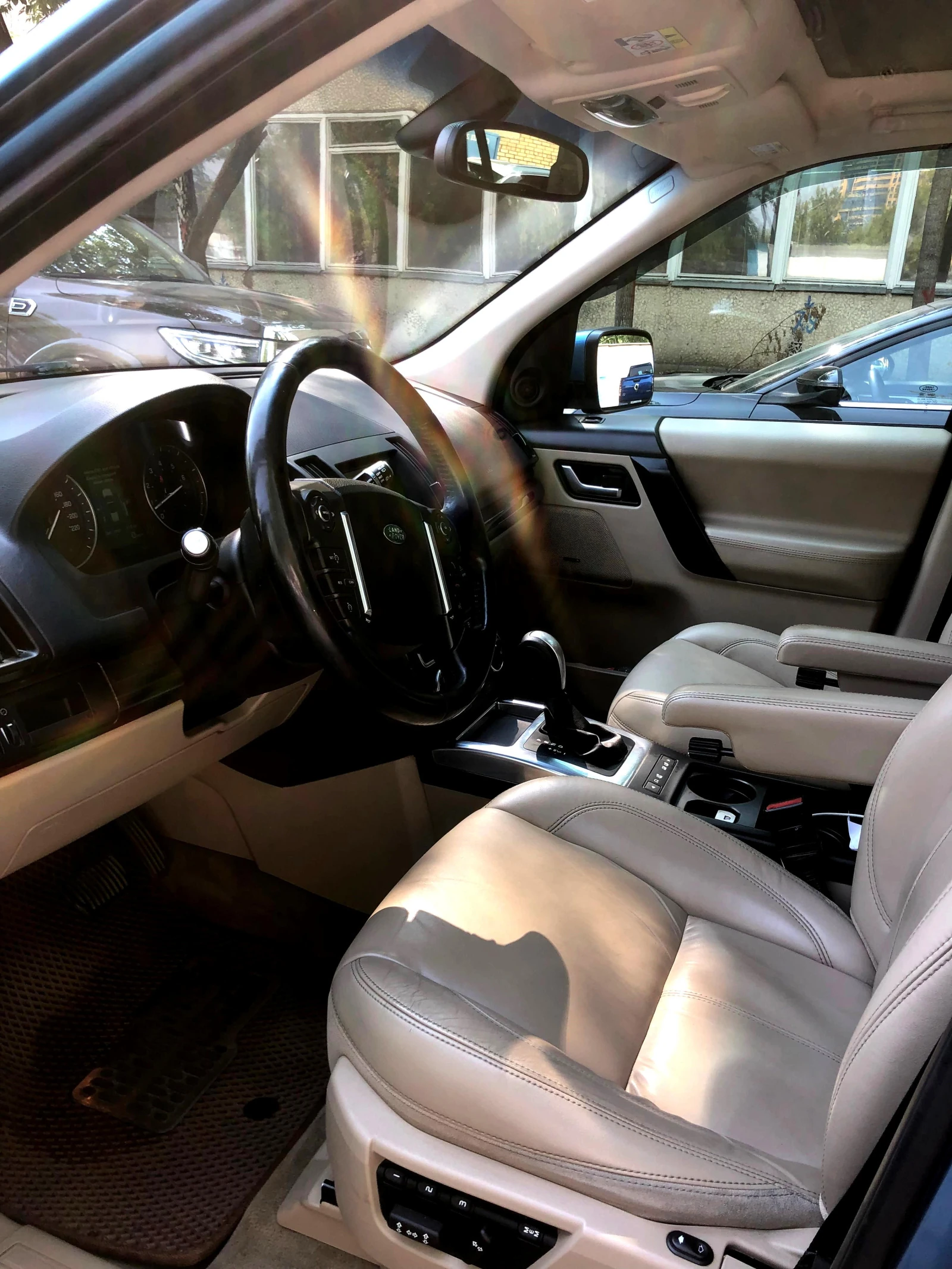 Land Rover Freelander, 2013г, полный привод, автомат