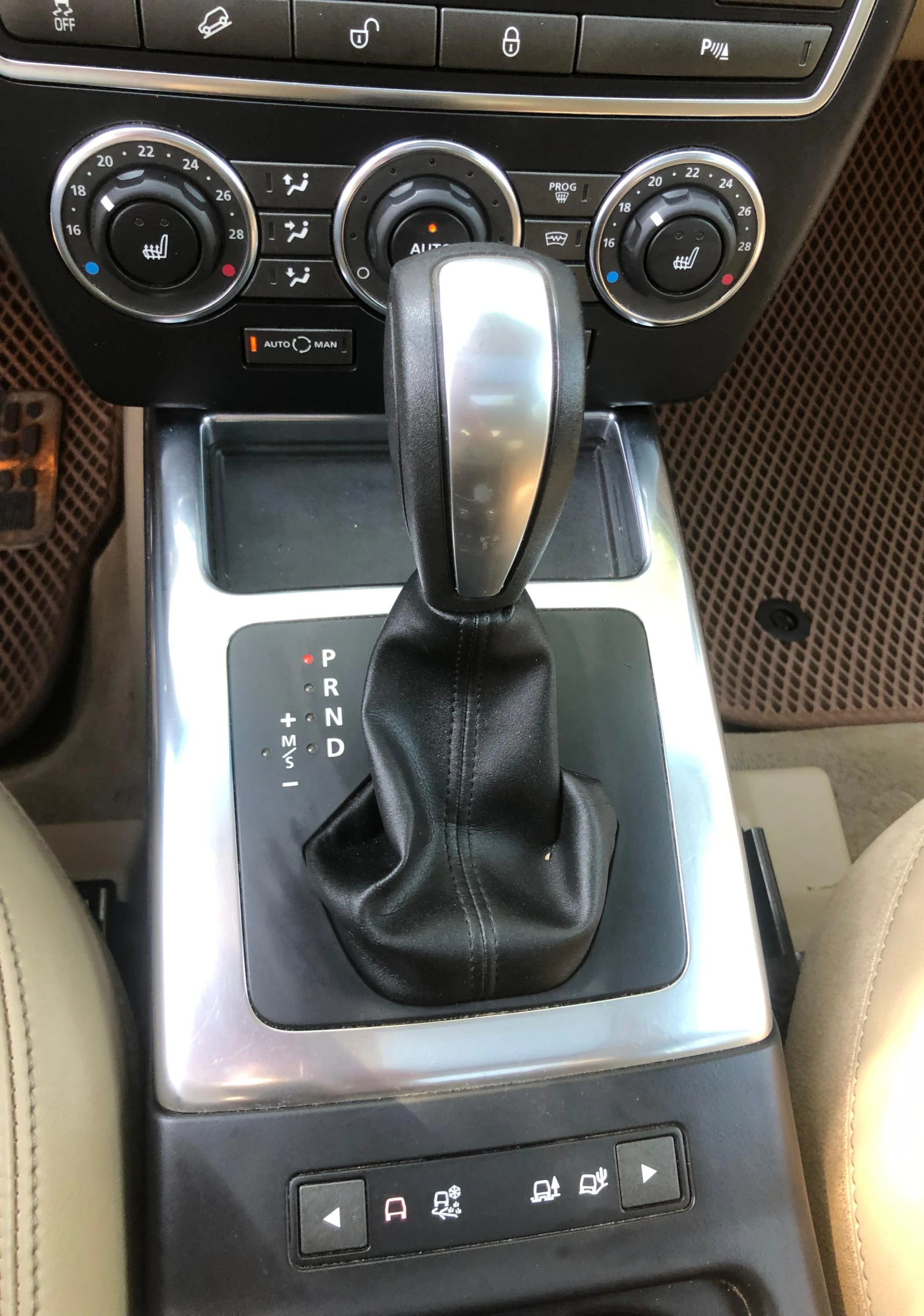 Land Rover Freelander, 2013г, полный привод, автомат