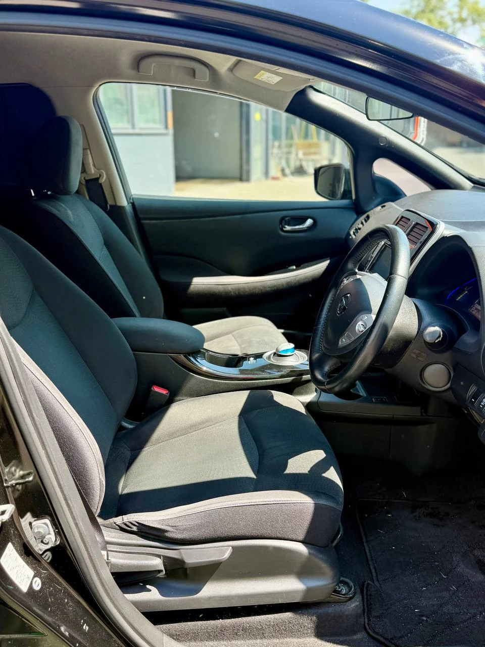 Nissan Leaf, 2016г, передний привод, автомат