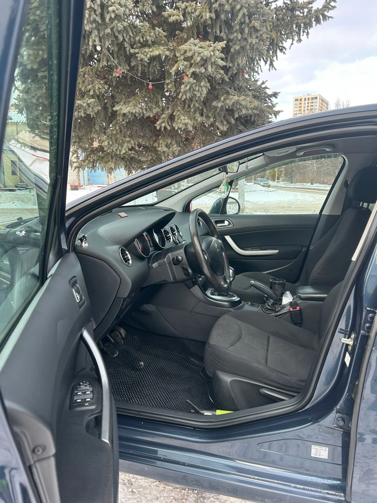 Peugeot 408, 2013г, передний привод, механика