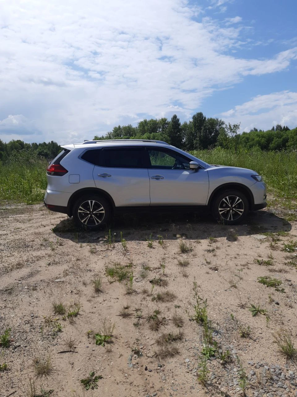 Nissan X-Trail, 2018г, передний привод, вариатор
