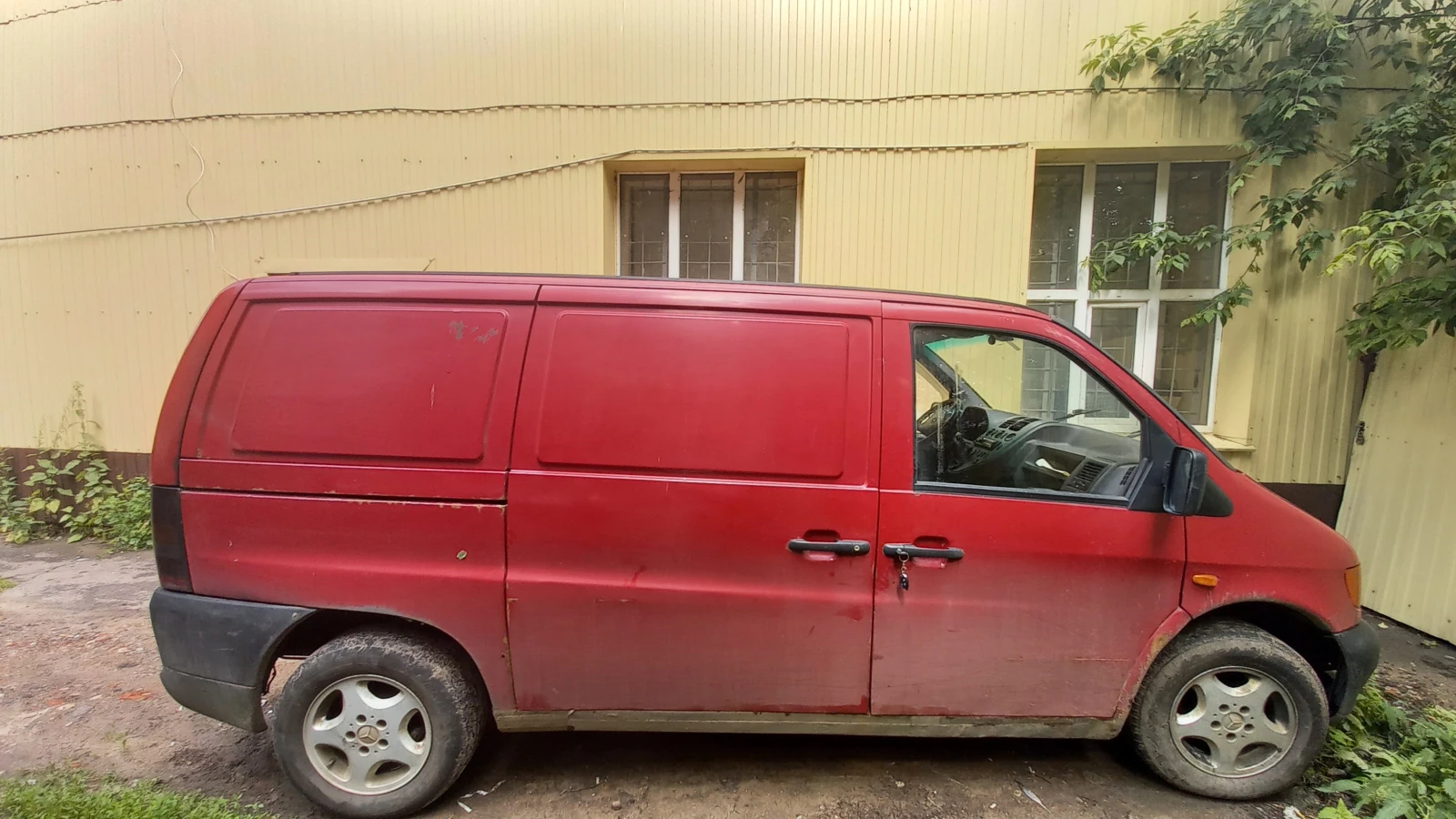 Mercedes-Benz Vito, 2000г, передний привод, автомат