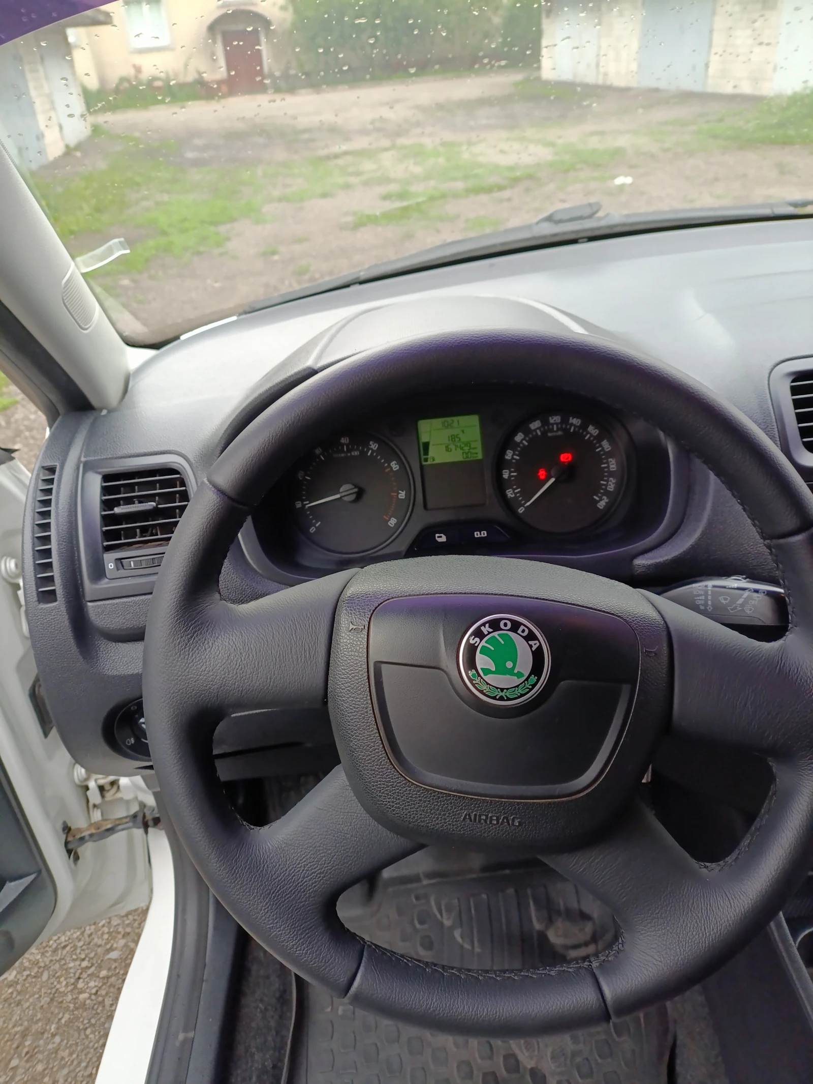 Skoda Fabia, 2011г, передний привод, механика