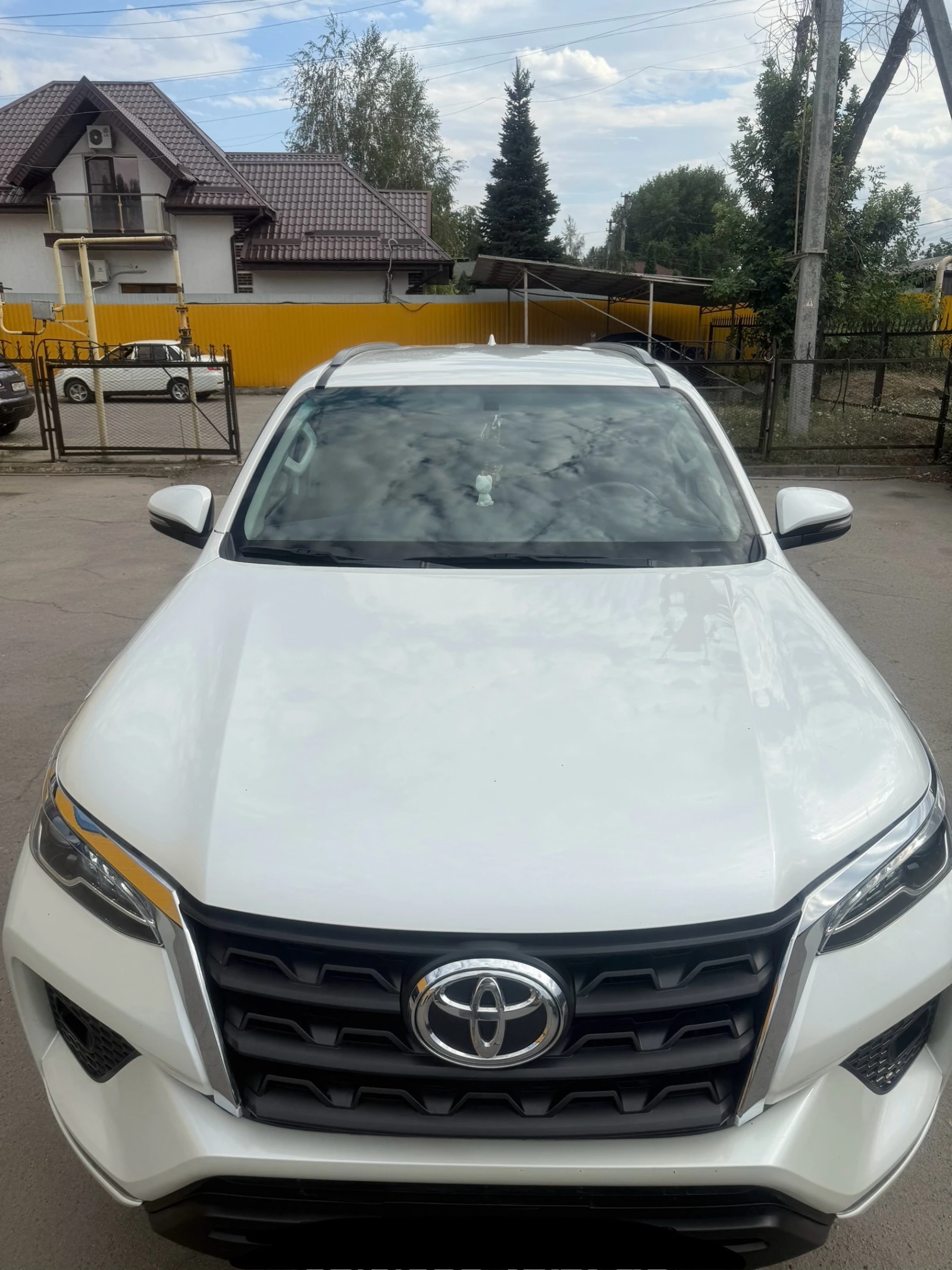 Toyota Fortuner, 2022г, полный привод, автомат