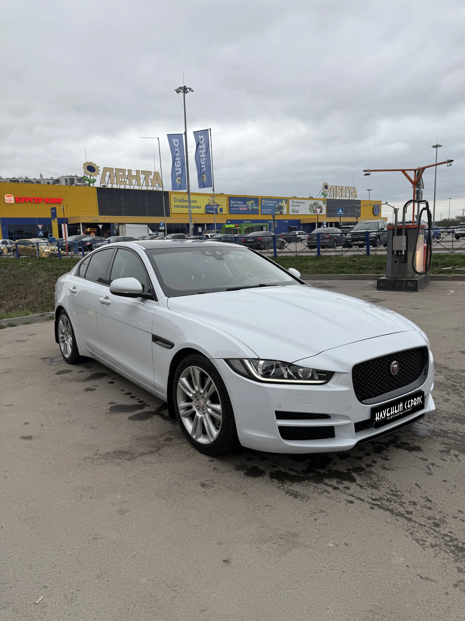 Jaguar XE, 2015г, задний привод, автомат