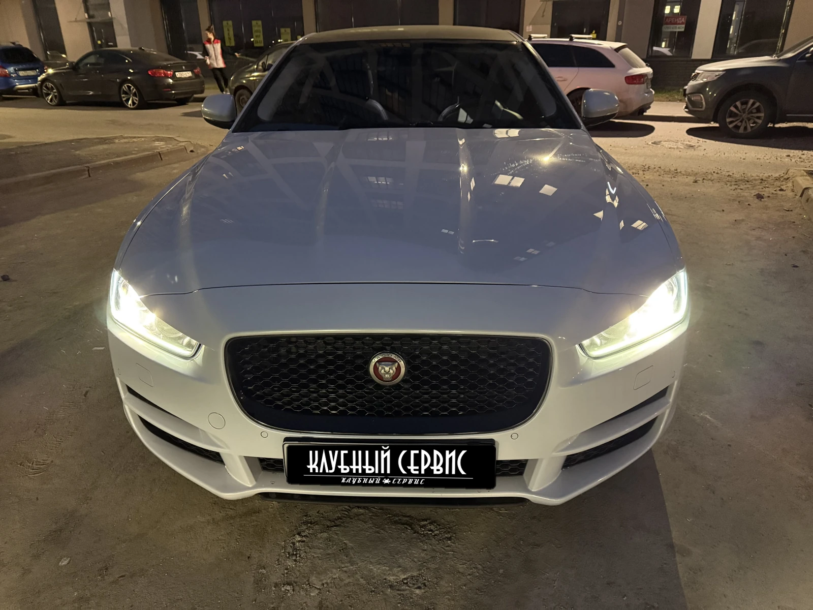 Jaguar XE, 2015г, задний привод, автомат