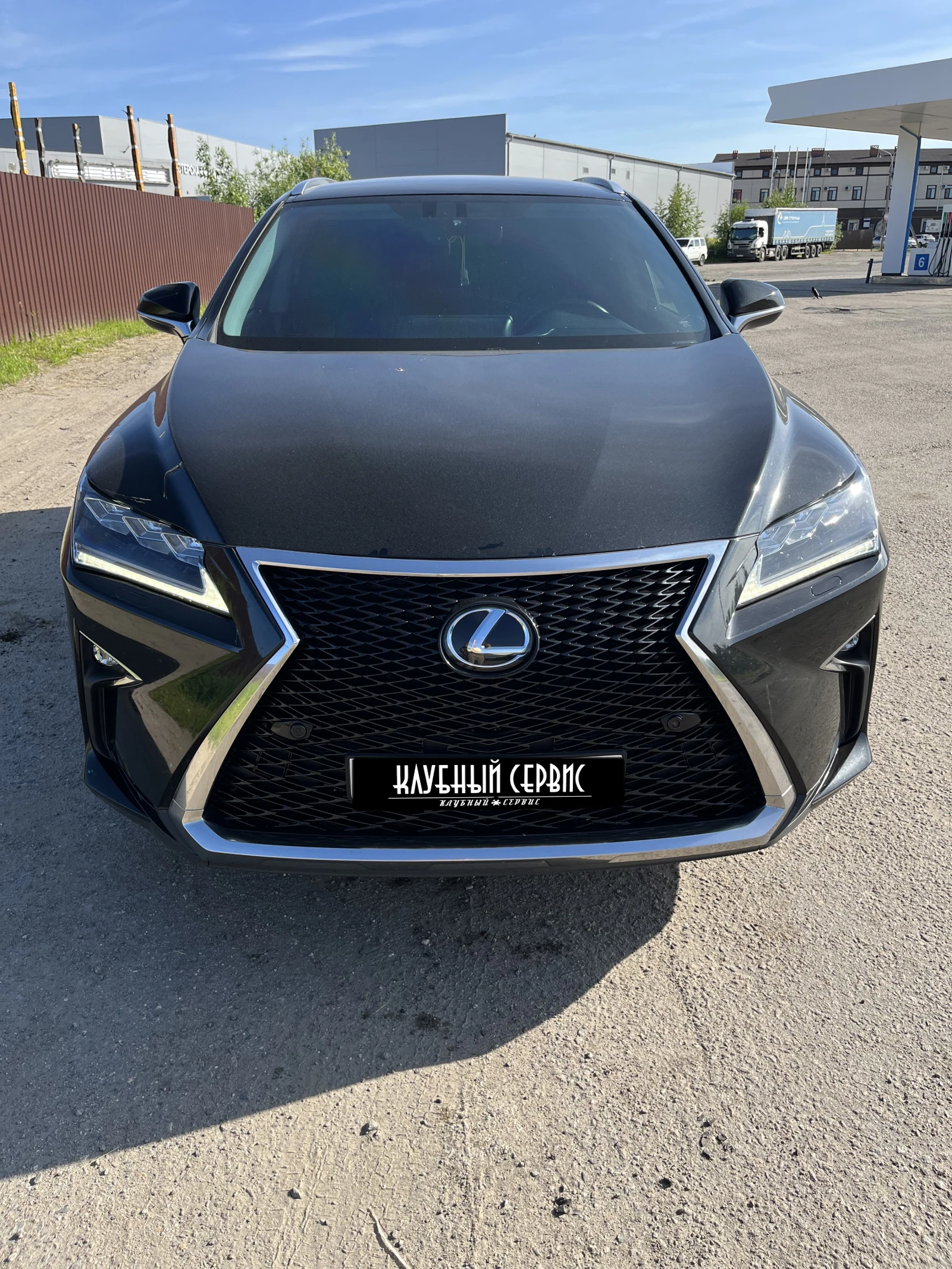 Lexus RX, 2017г, передний привод, автомат