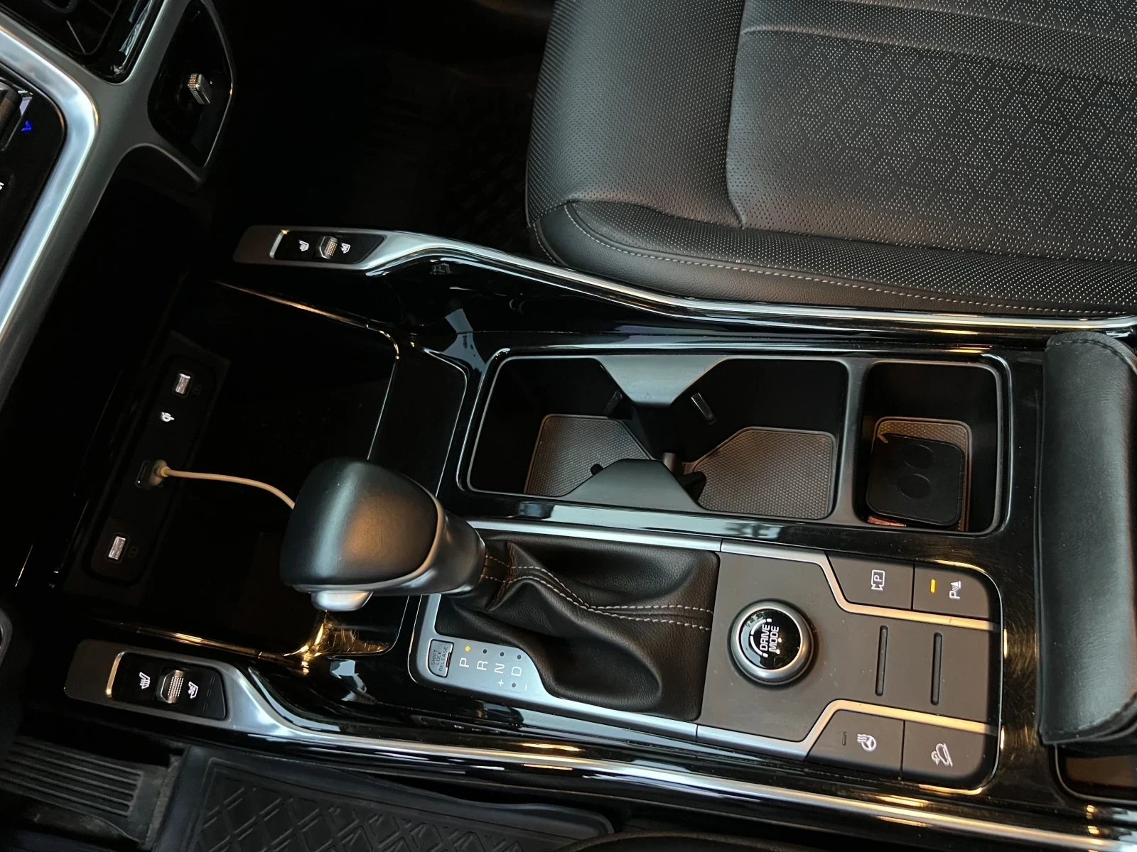 Kia Sorento, 2020г, полный привод, автомат