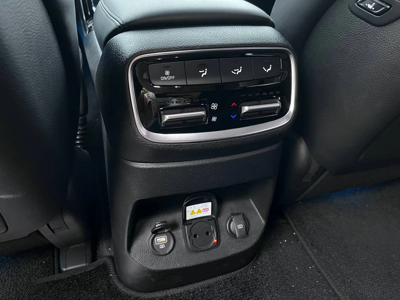 Kia Mohave, 2022г, полный привод, автомат