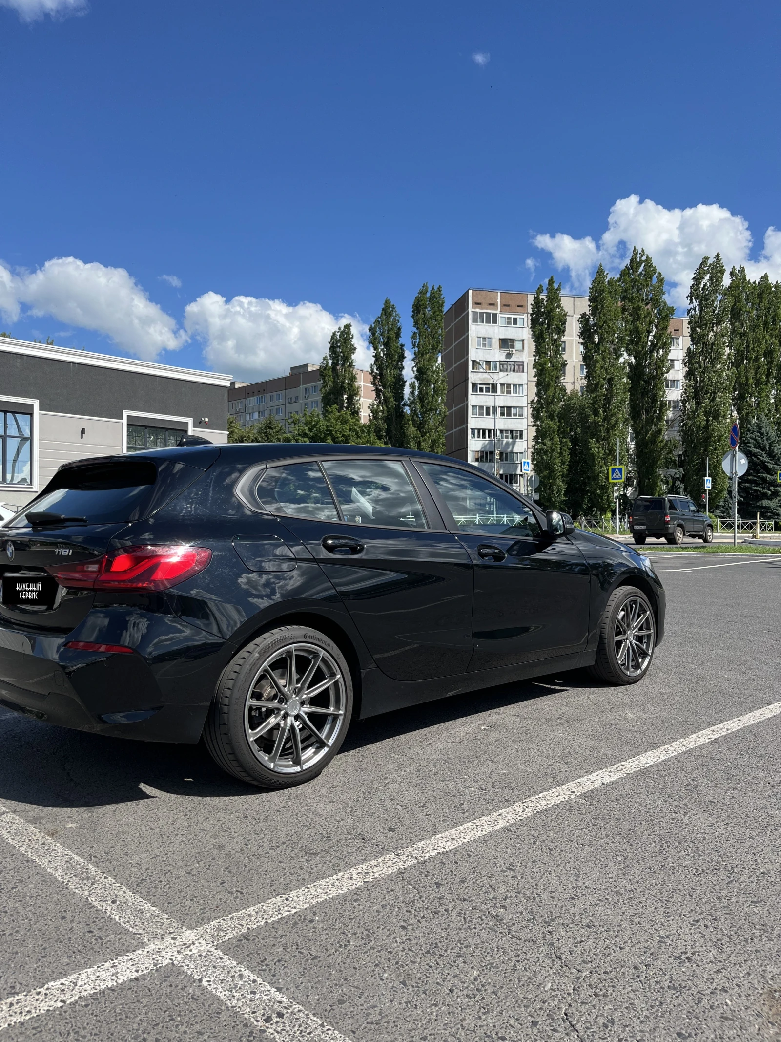 BMW 1 серии, 2020г, передний привод, механика