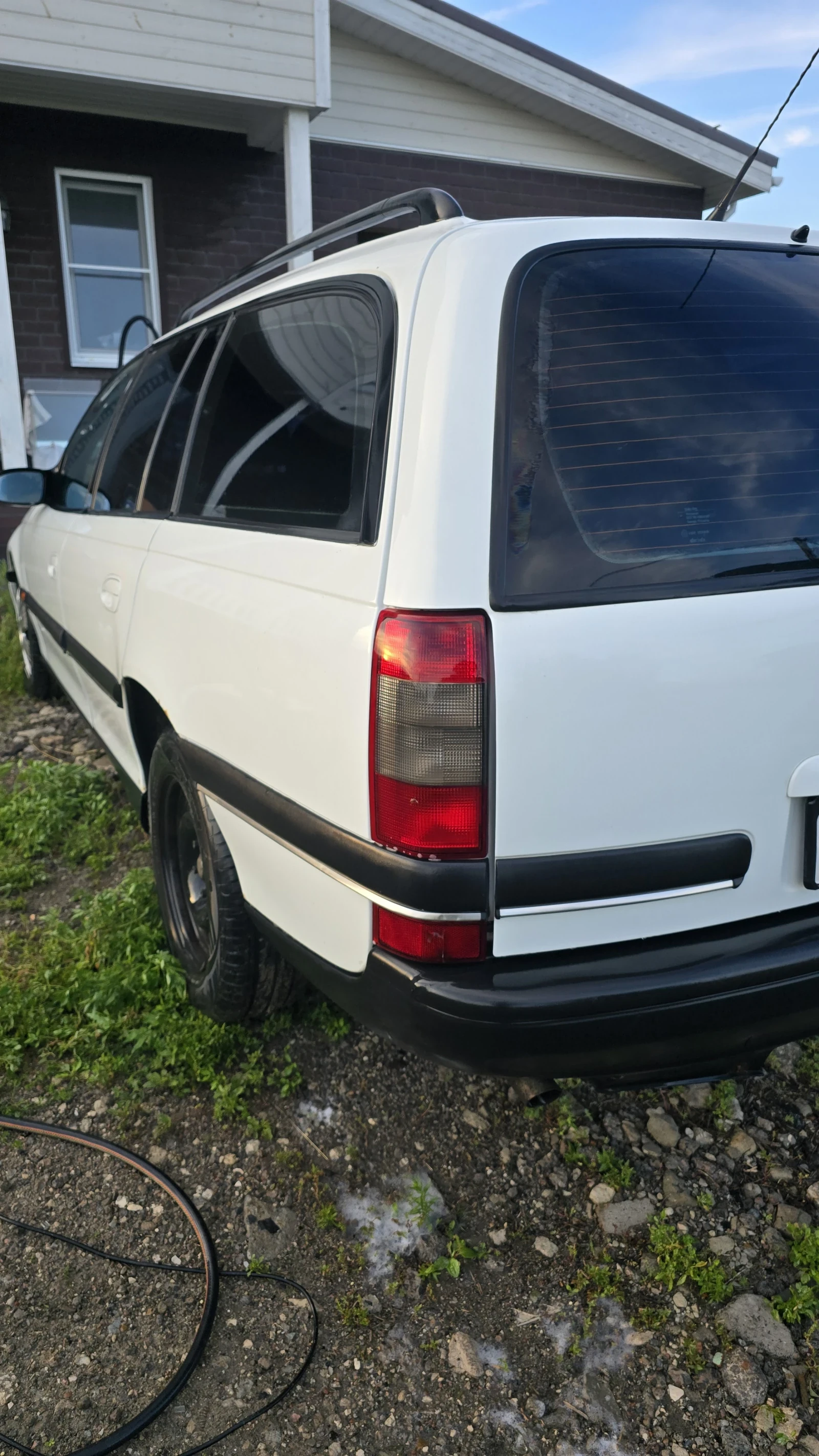 Opel Omega, 1998г, задний привод, механика
