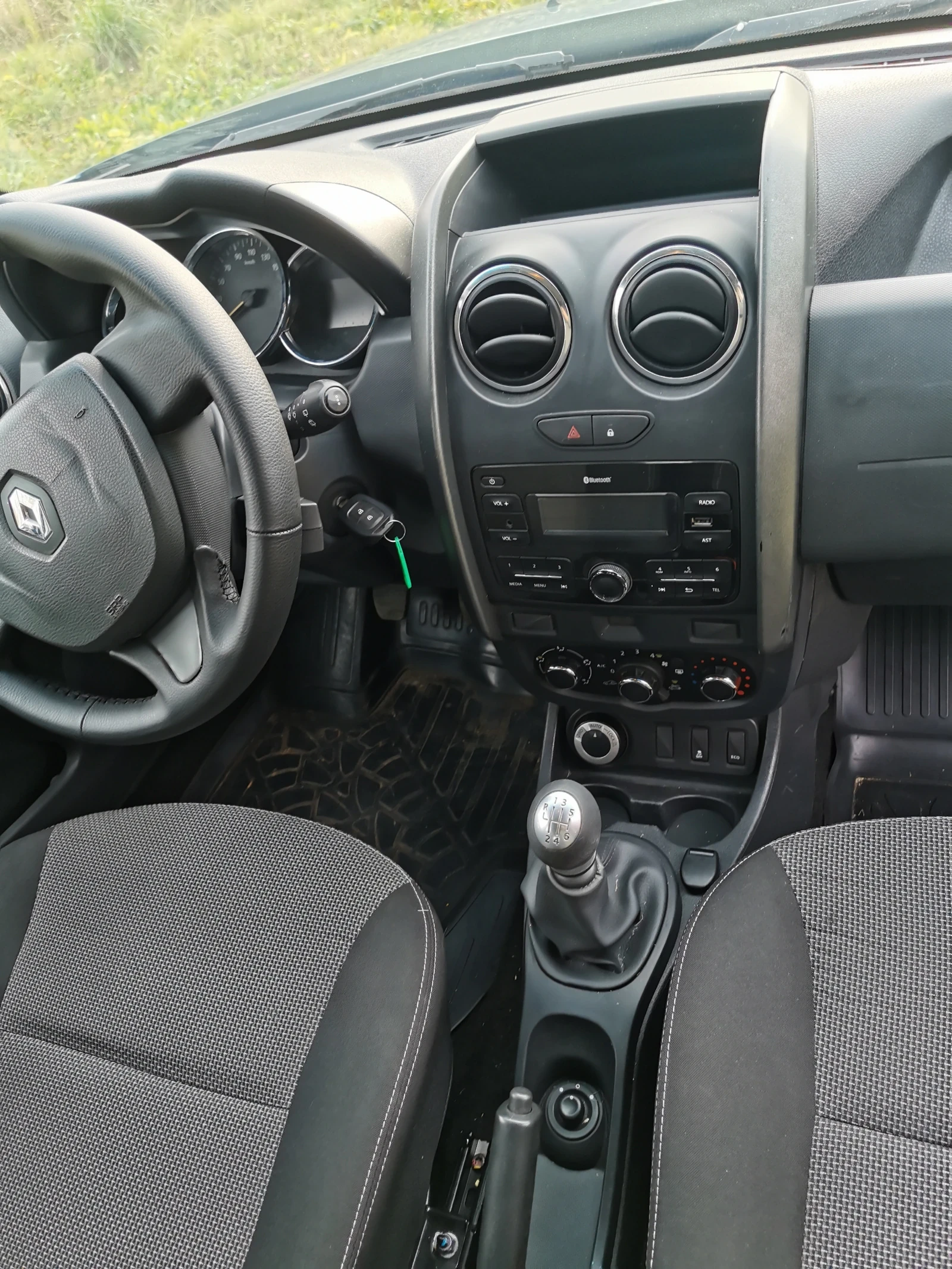 Renault Duster, 2017г, полный привод, механика