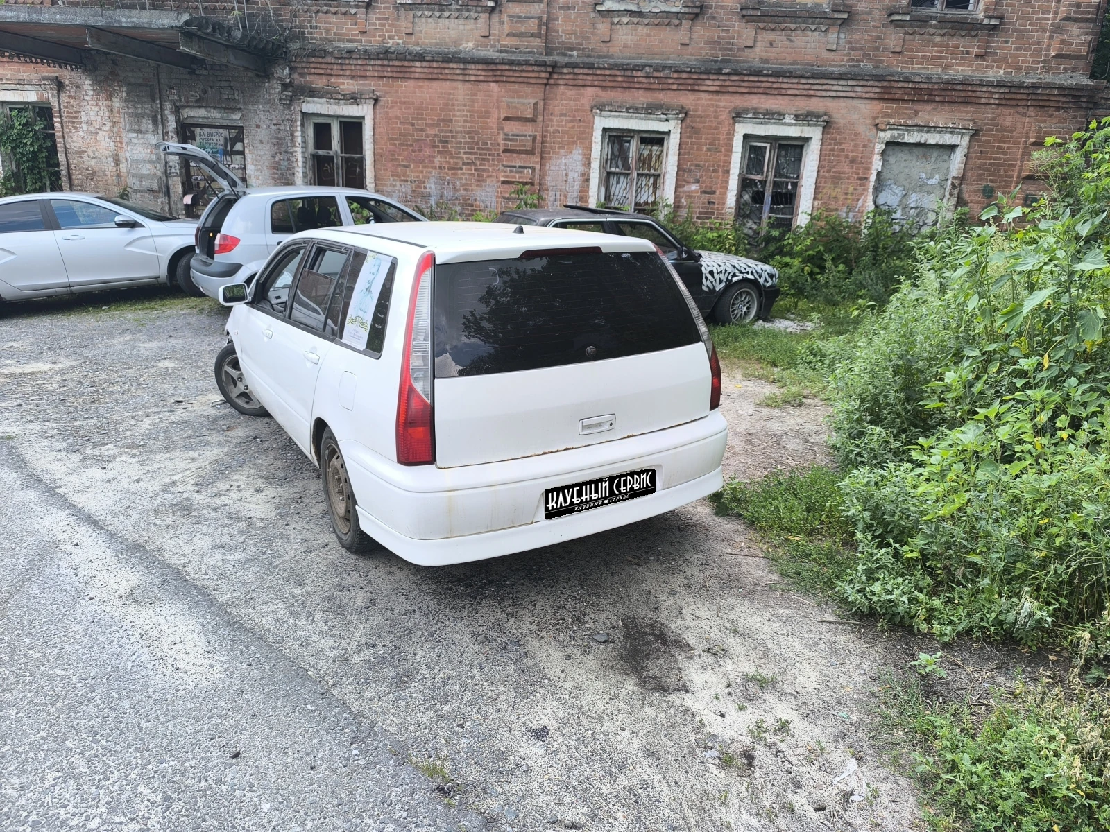 Mitsubishi Lancer, 2001г, передний привод, вариатор