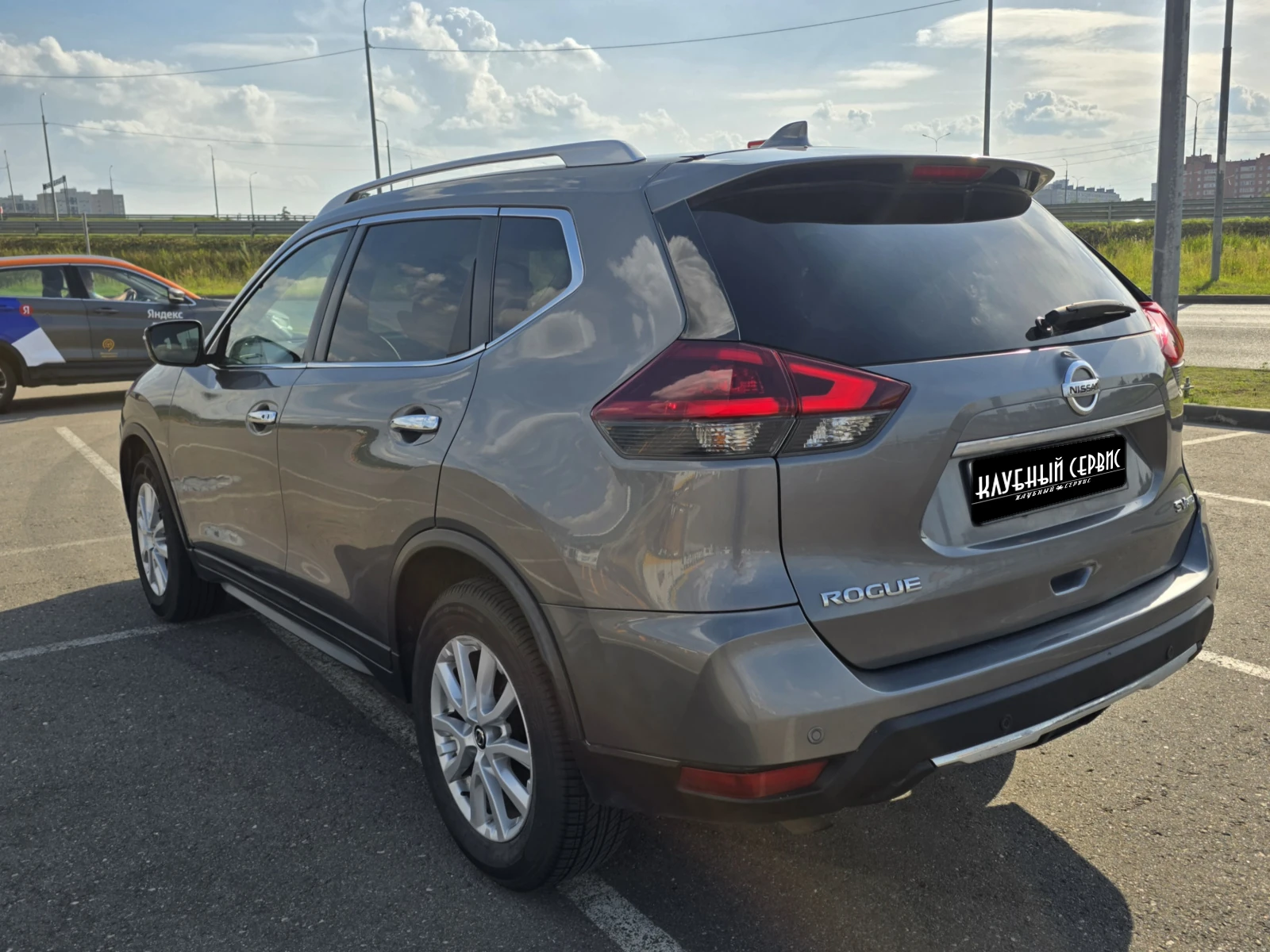 Nissan Rogue, 2019г, полный привод, вариатор