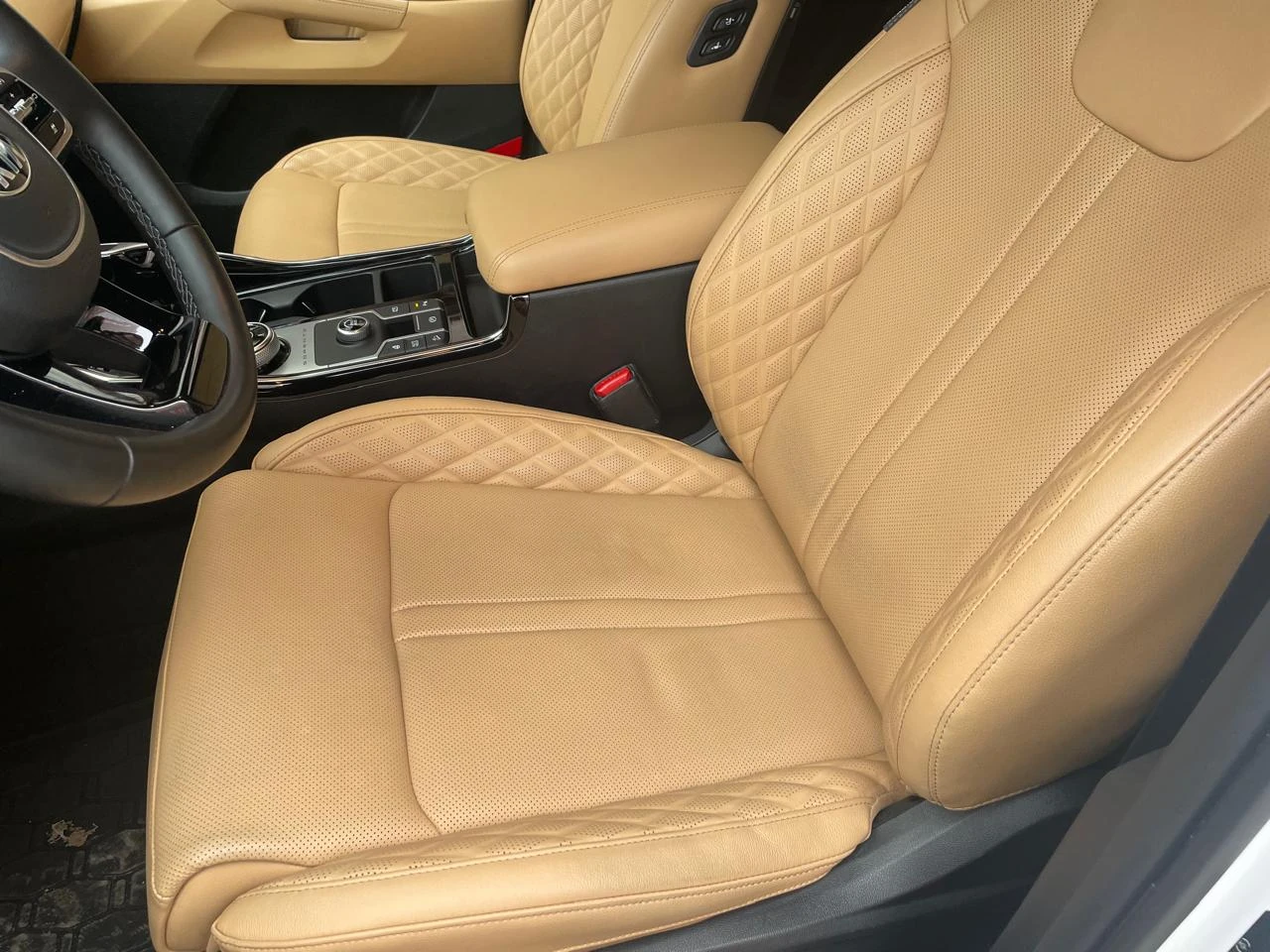 Kia Sorento, 2021г, передний привод, автомат