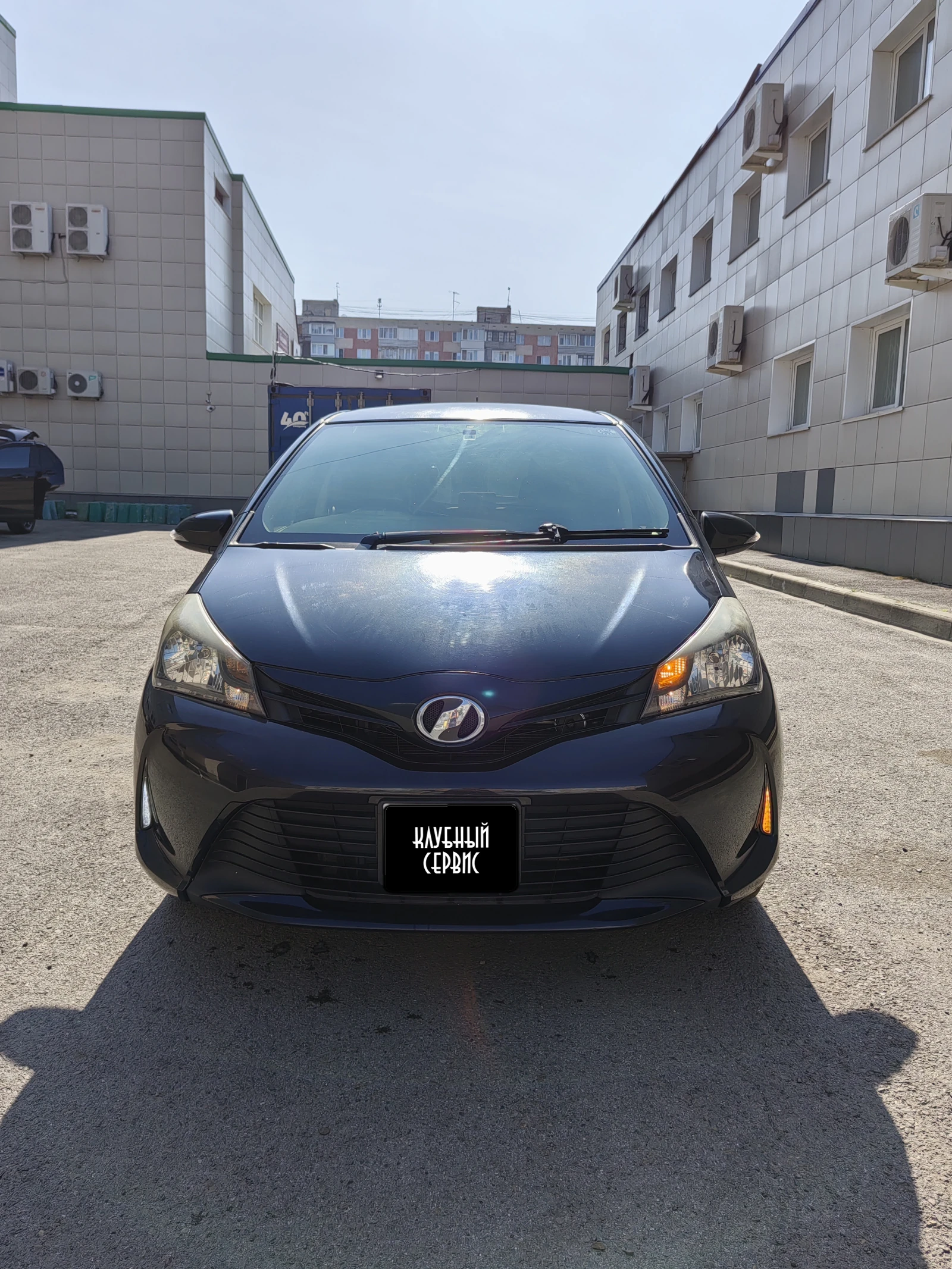 Toyota Vitz, 2015г, передний привод, вариатор