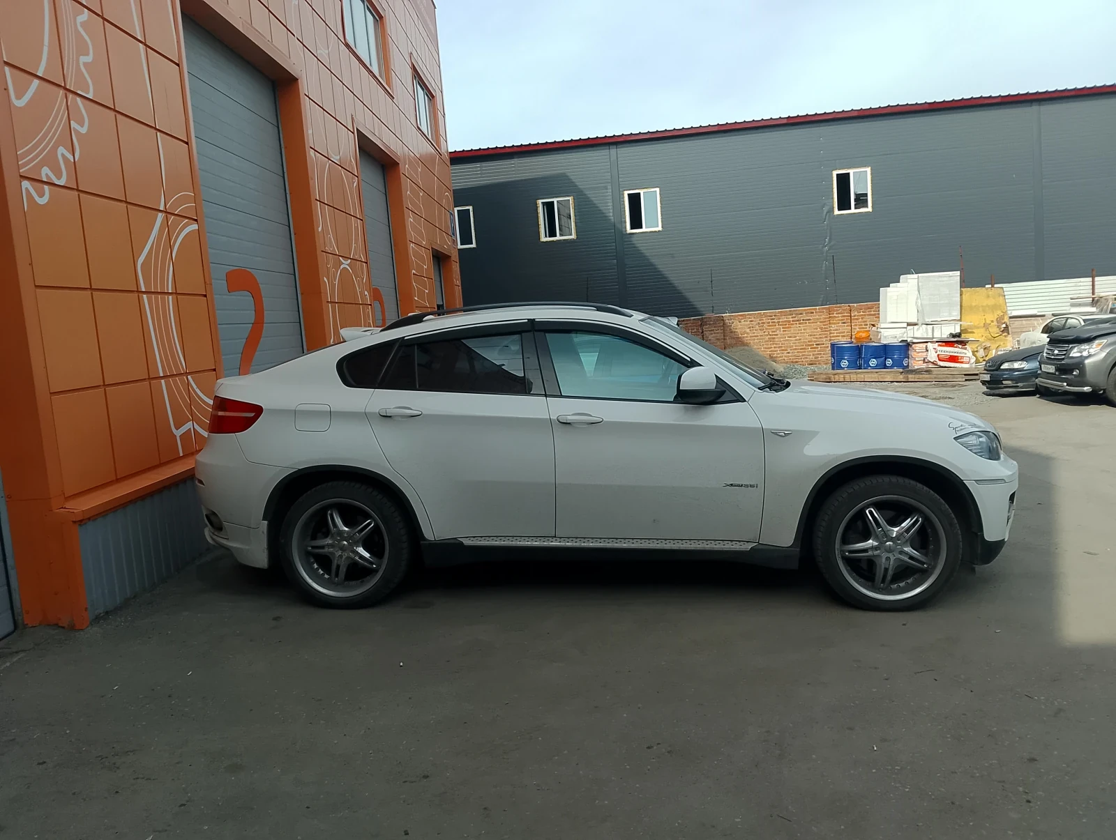 BMW X6, 2009г, полный привод, автомат
