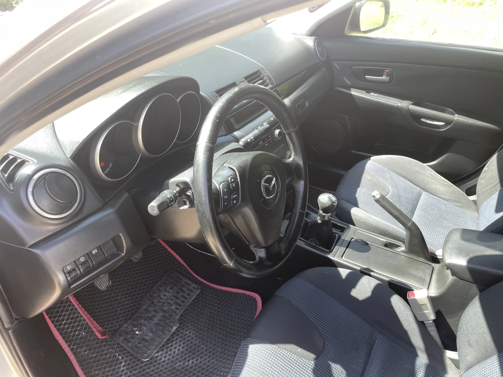 Mazda 3, 2005г, передний привод, механика