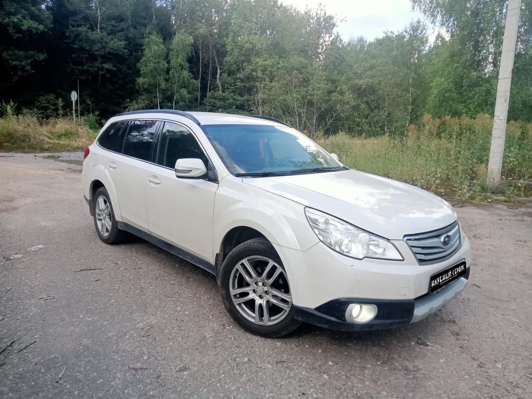 Subaru Outback, 2010г, полный привод, механика