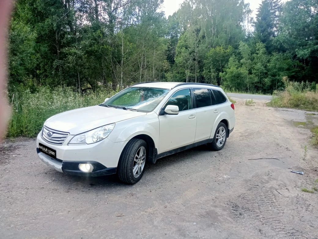 Subaru Outback, 2010г, полный привод, механика