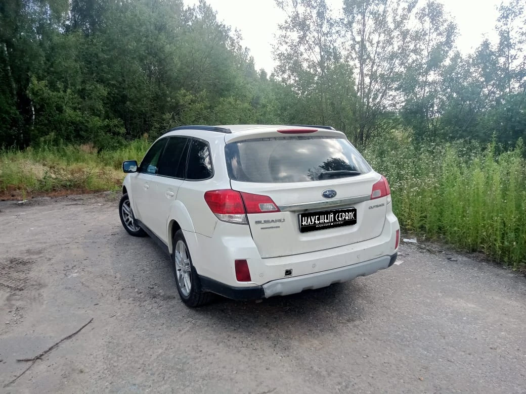 Subaru Outback, 2010г, полный привод, механика