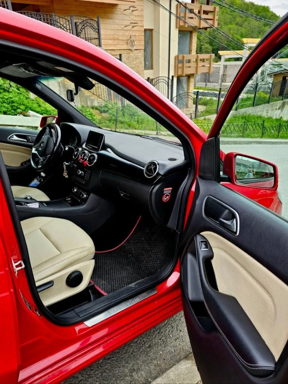 Mercedes-Benz B-Класс, 2014г, передний привод, робот