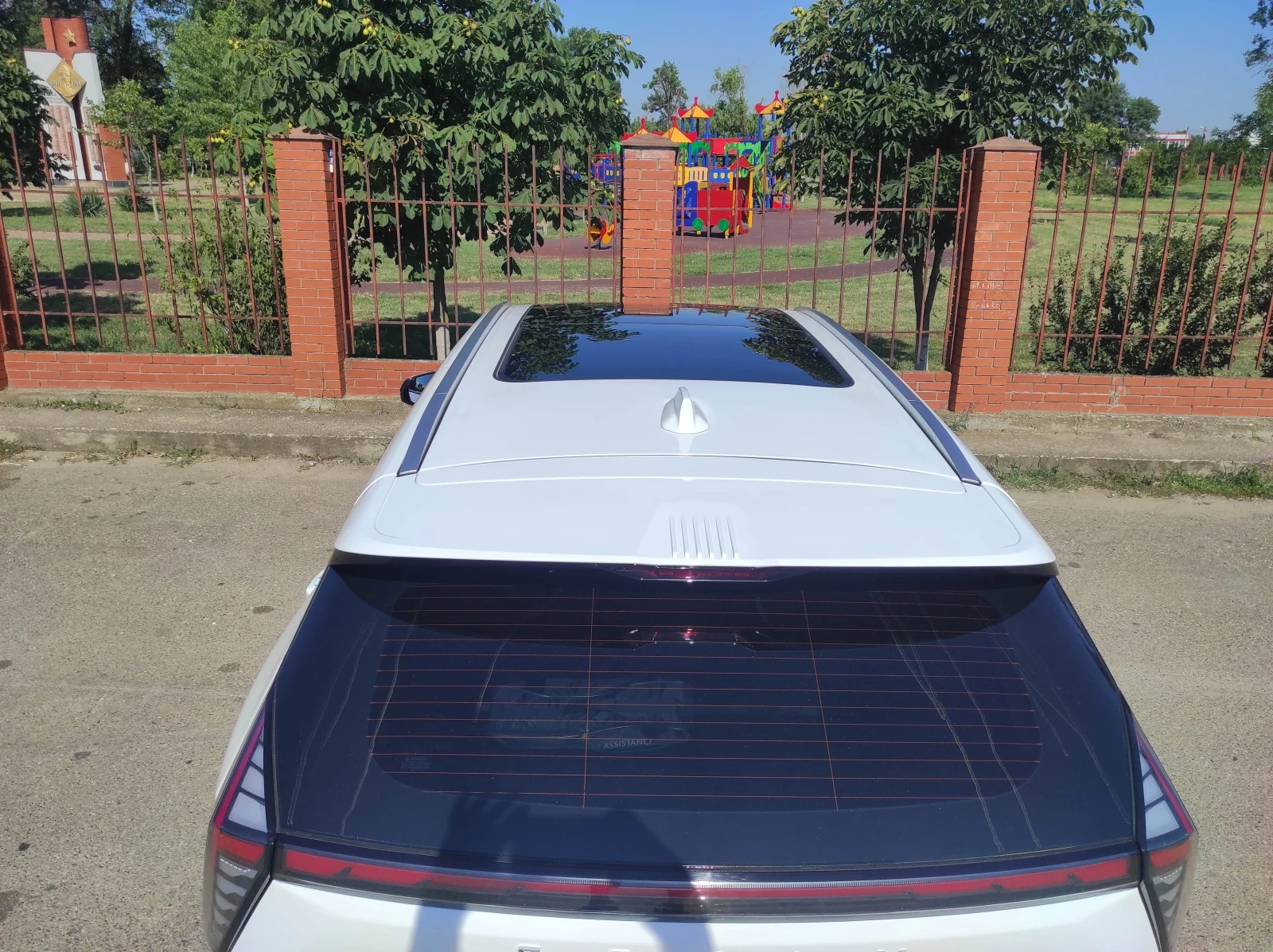 Geely Atlas, 2024г, передний привод, робот