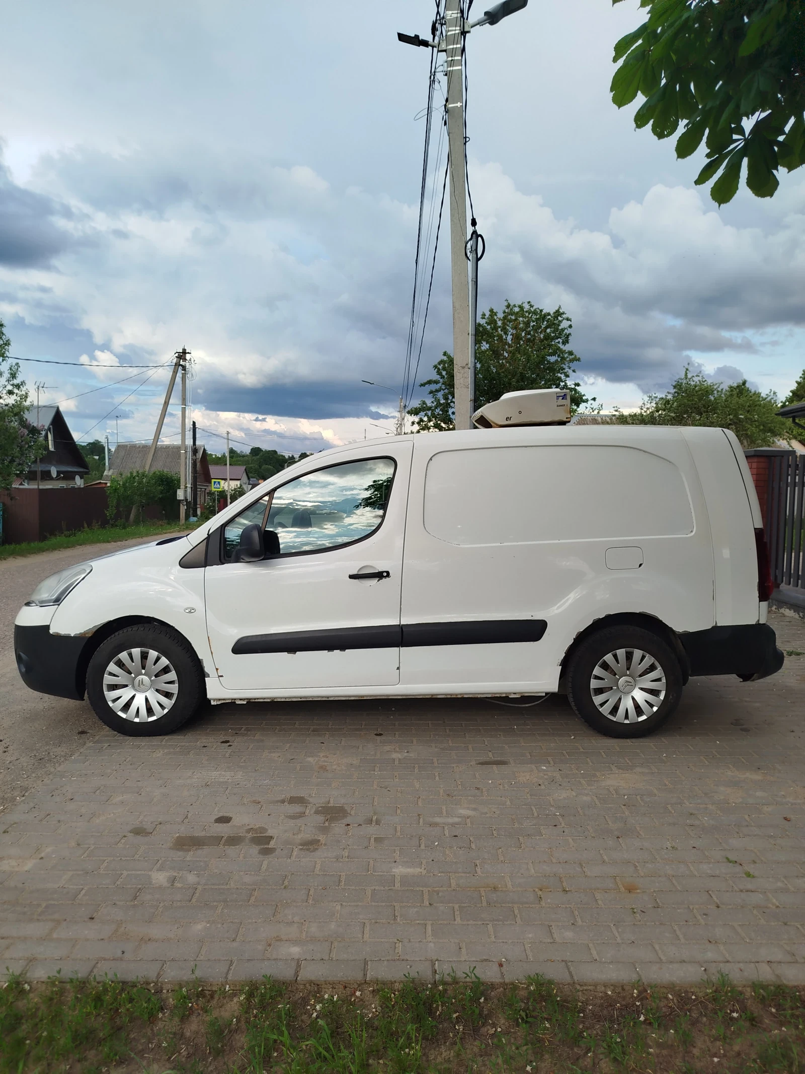 Citroen Berlingo, 2014г, передний привод, механика