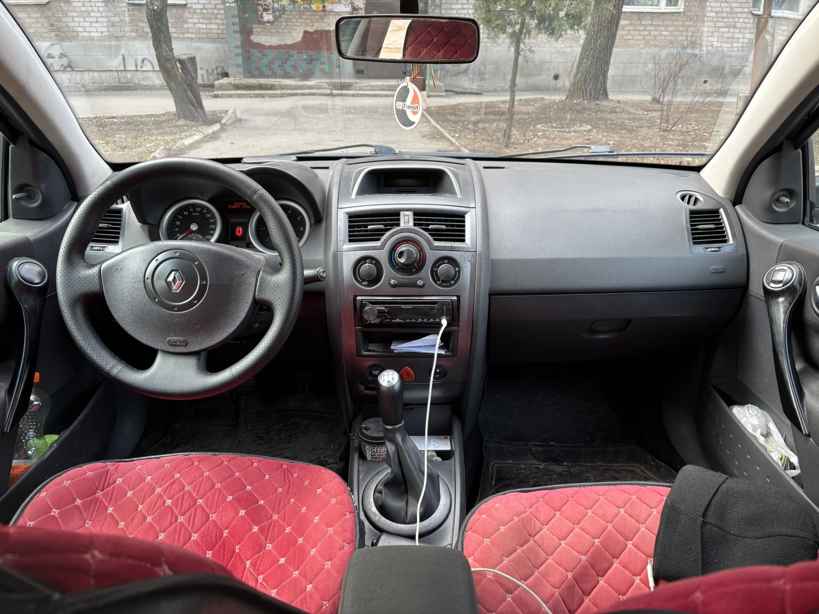 Renault Megane, 2005г, передний привод, механика