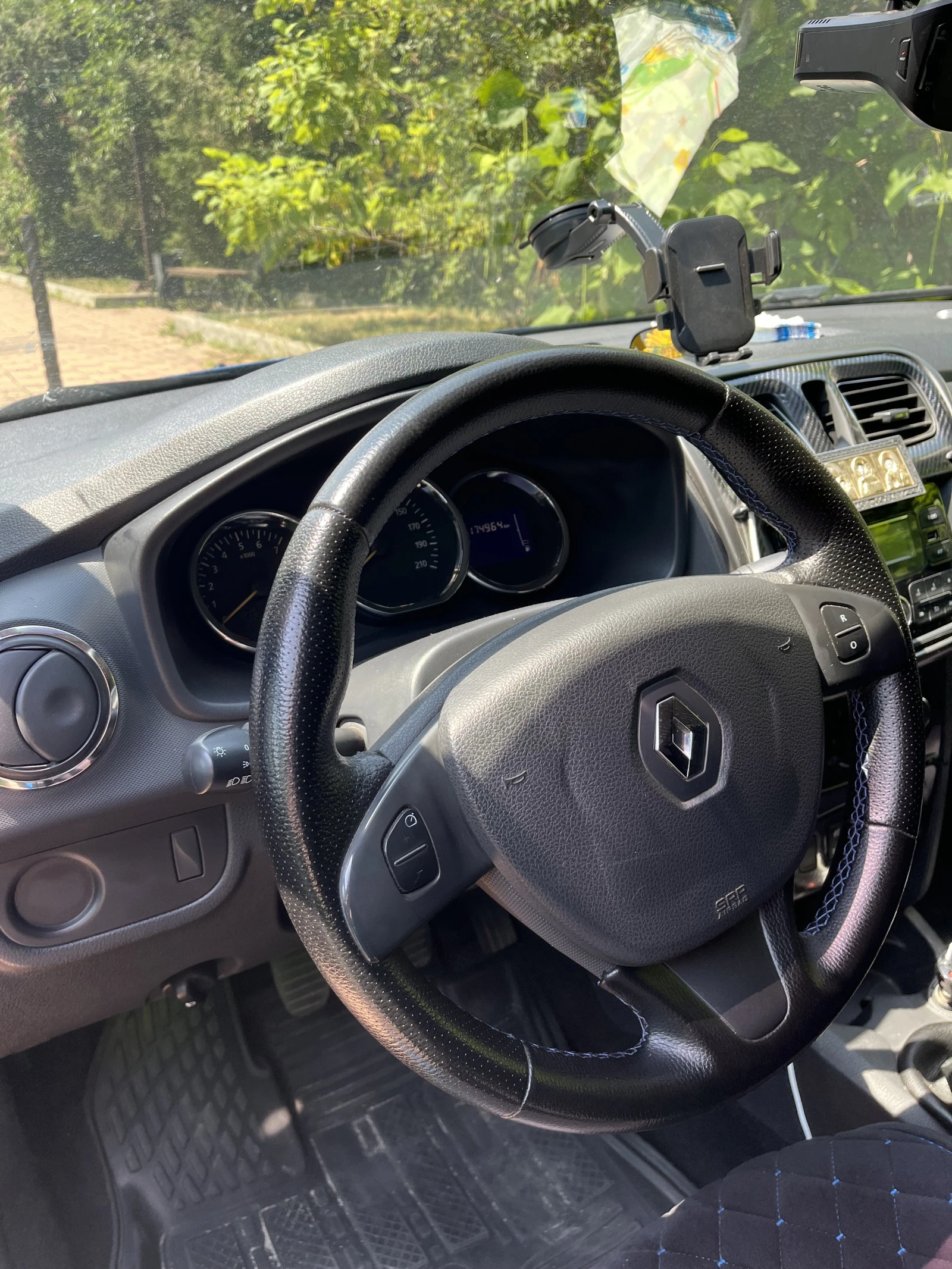 Renault Logan, 2017г, передний привод, механика