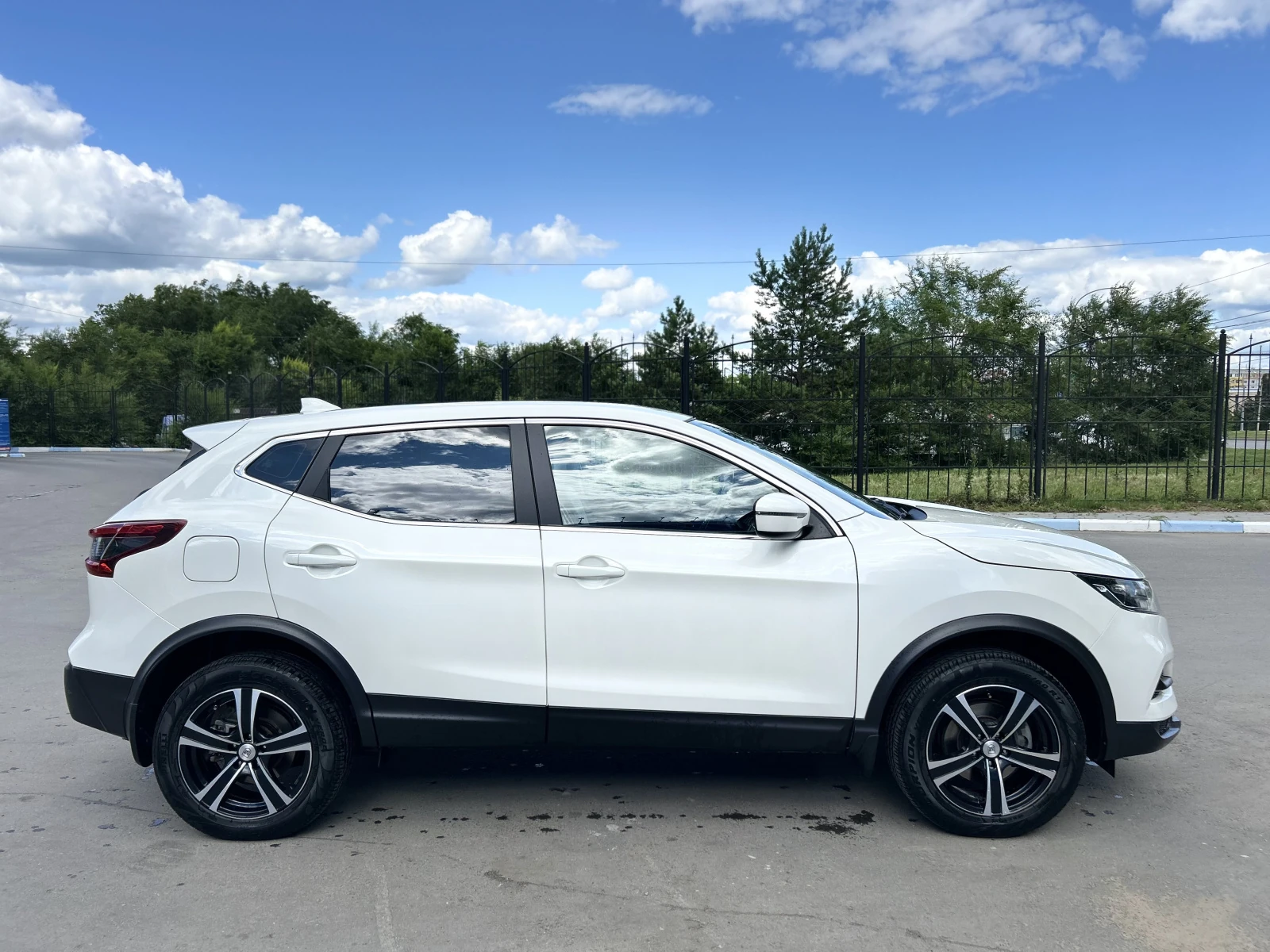 Nissan Qashqai, 2019г, полный привод, вариатор