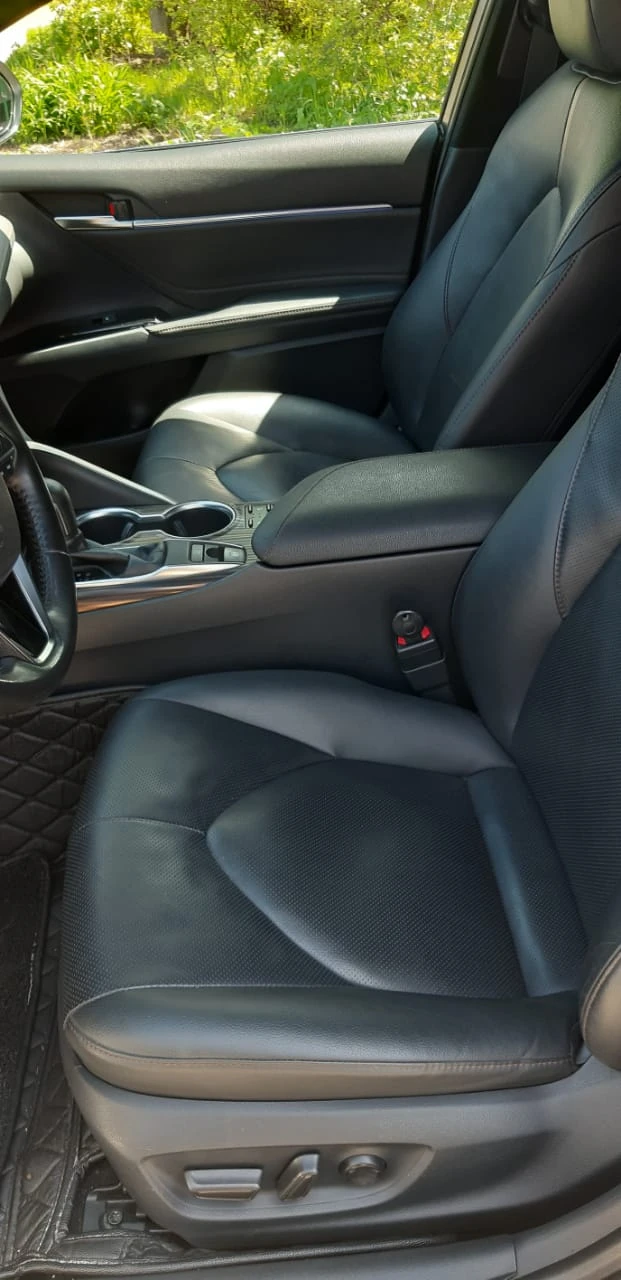 Toyota Camry, 2019г, передний привод, автомат