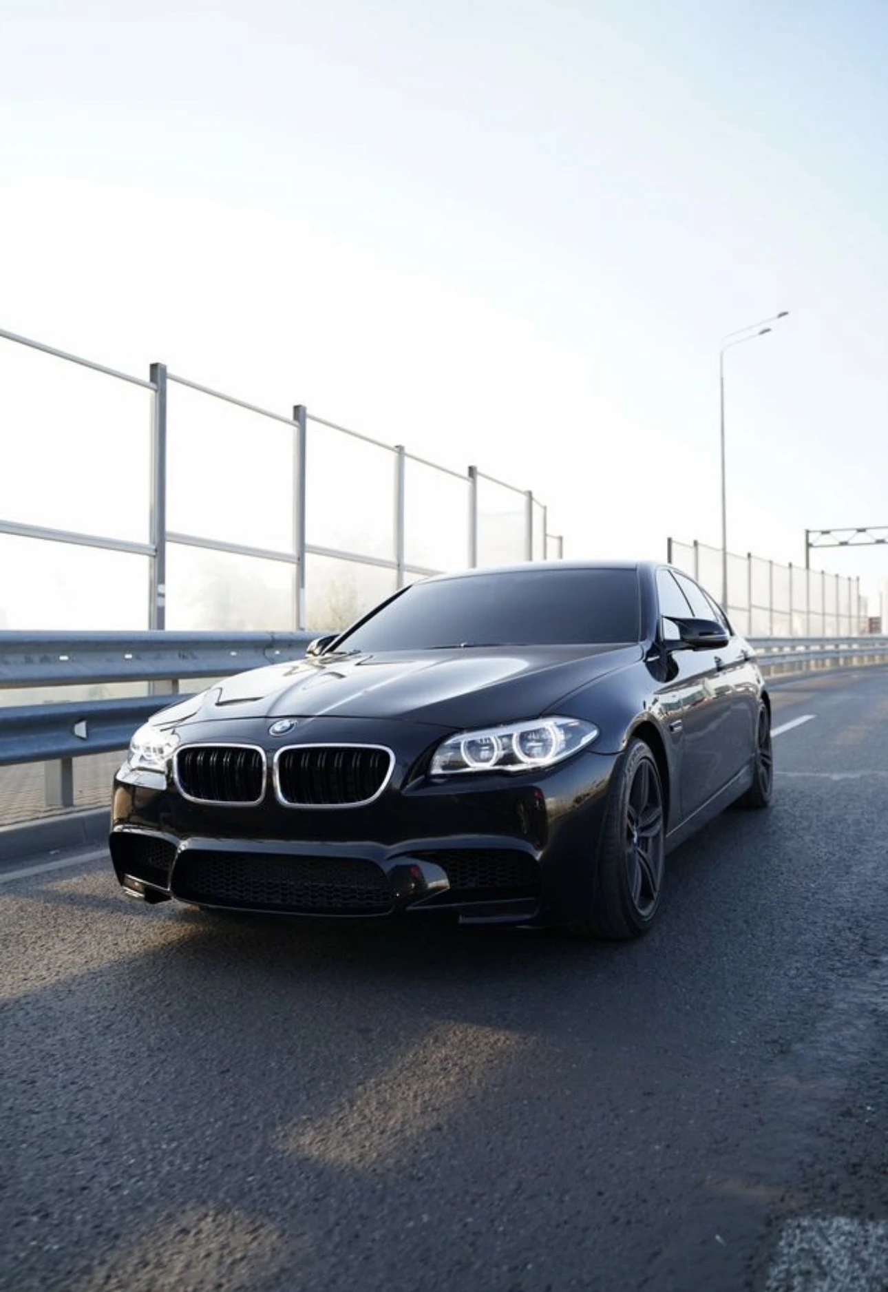 BMW 5 серии, 2015г, задний привод, автомат