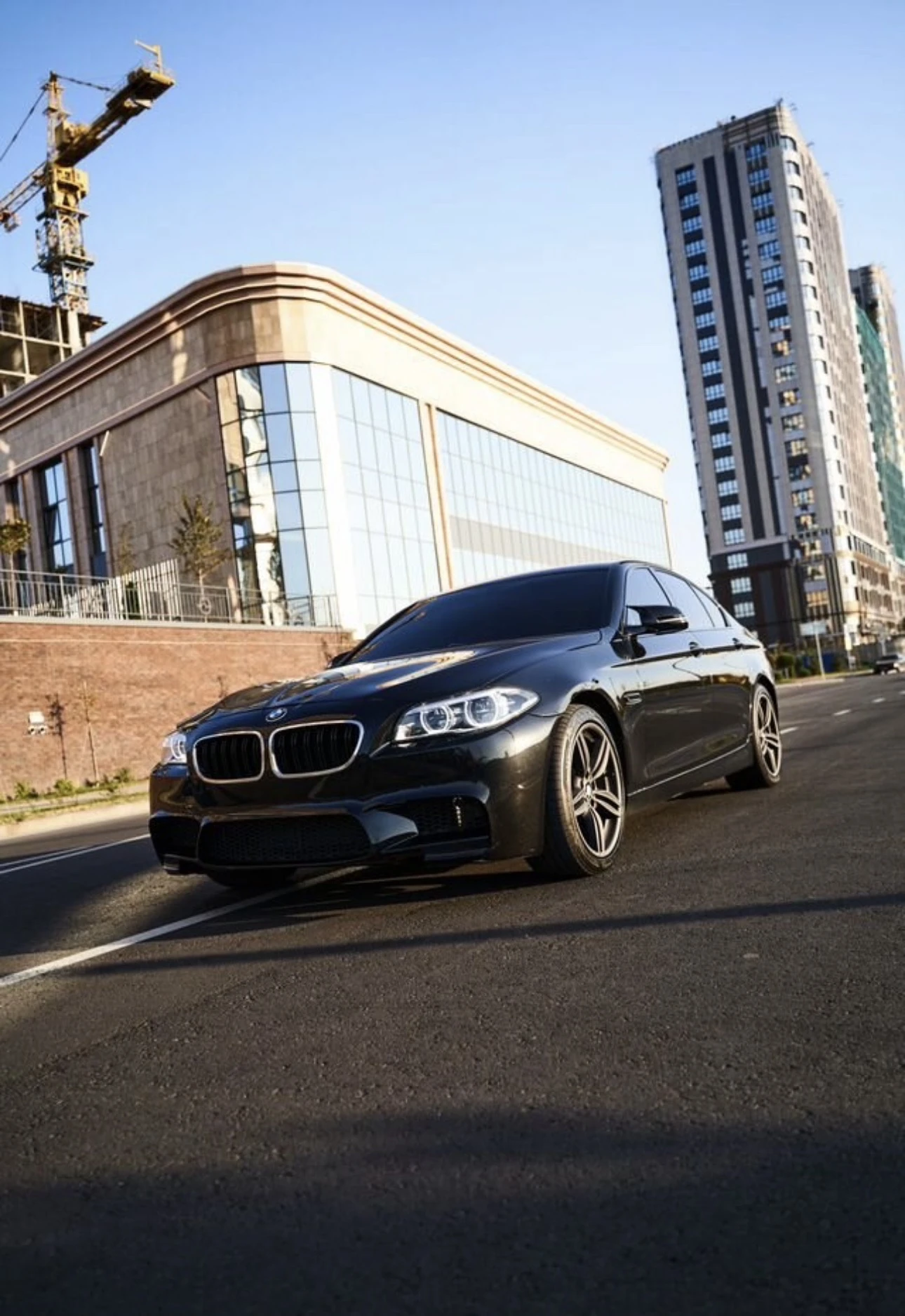 BMW 5 серии, 2015г, задний привод, автомат