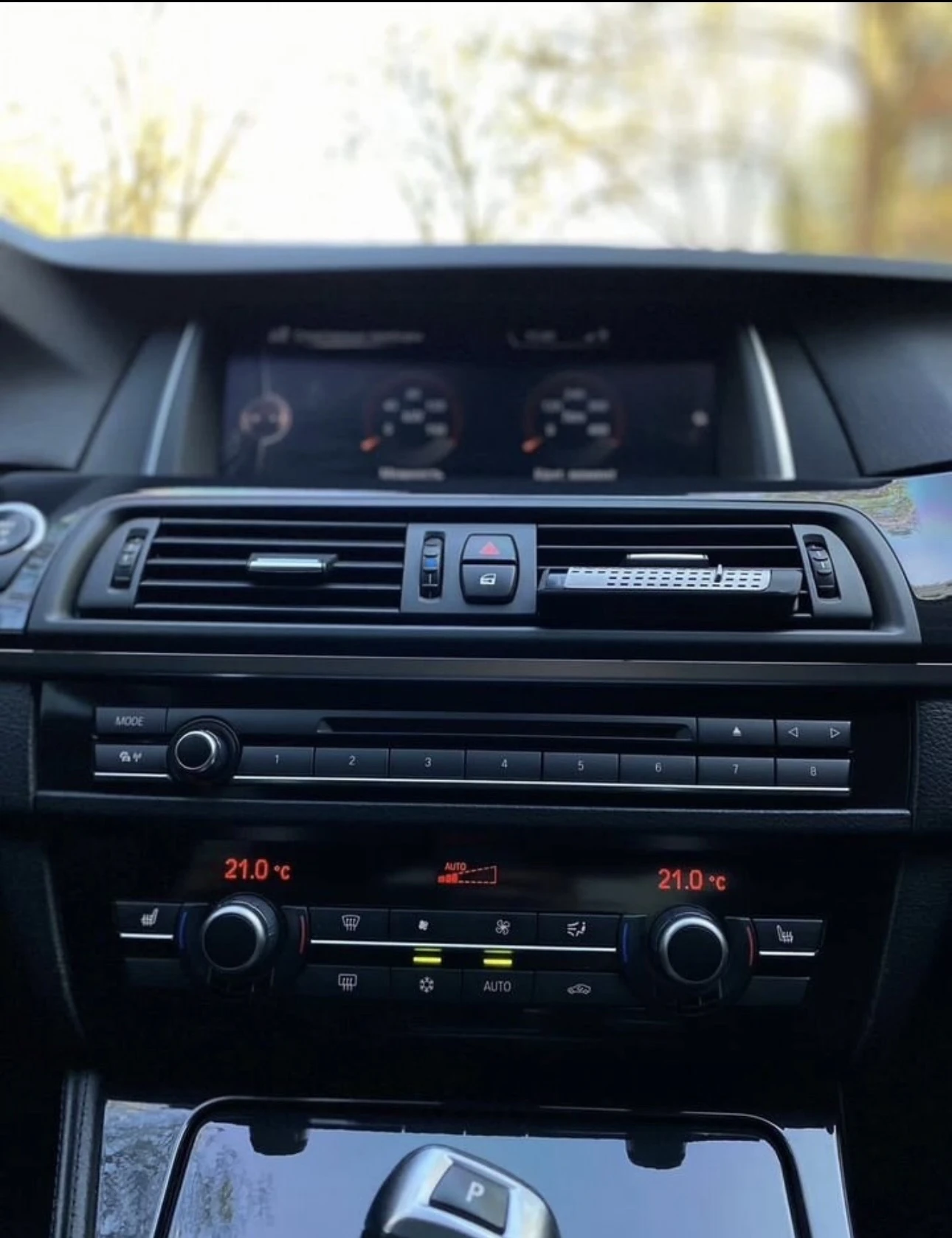 BMW 5 серии, 2015г, задний привод, автомат