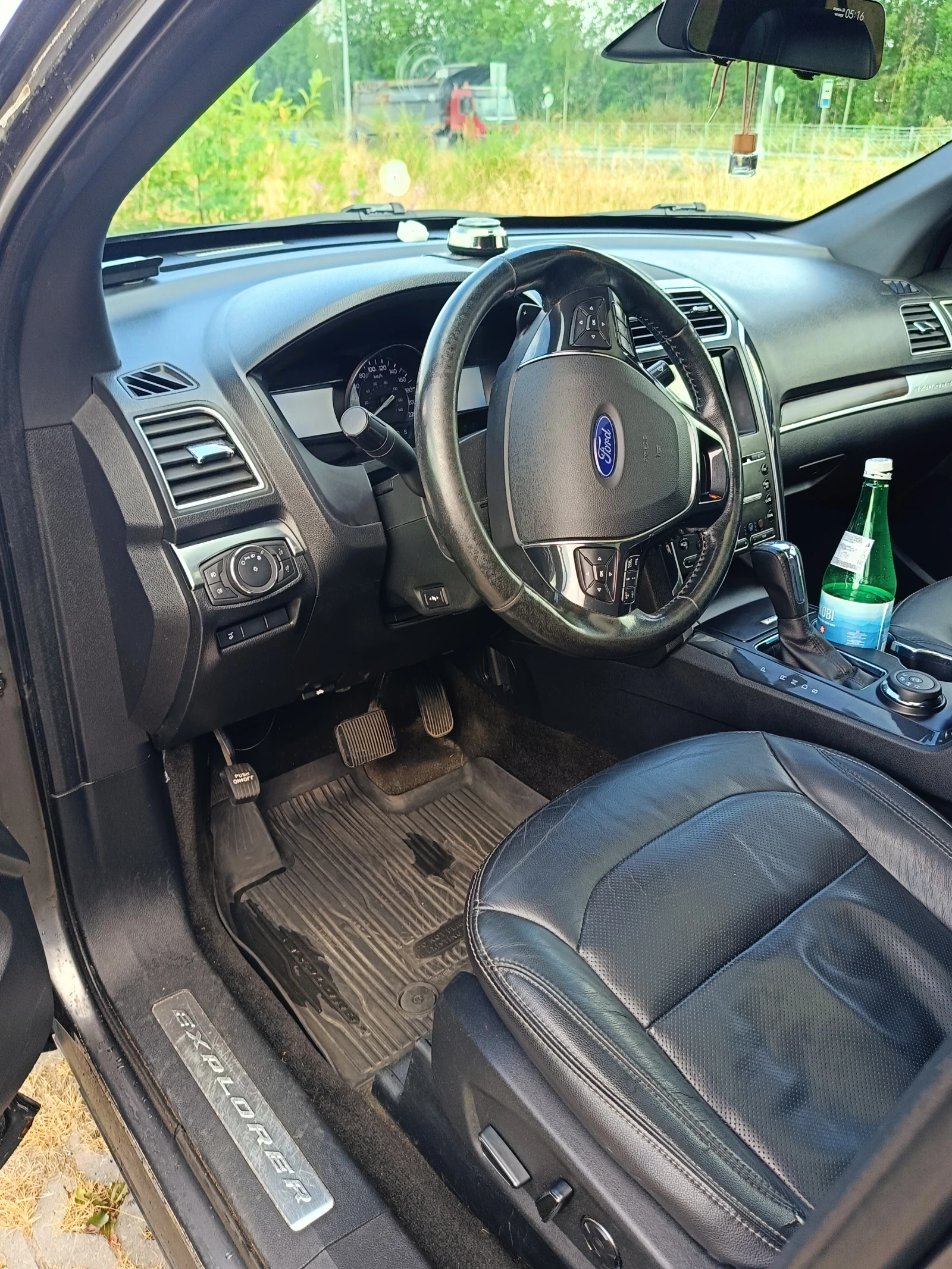 Ford Explorer, 2017г, полный привод, автомат