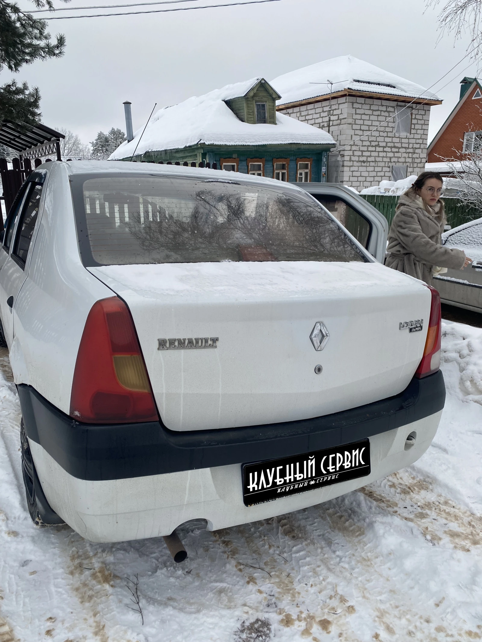 Renault Logan, 2005г, передний привод, механика