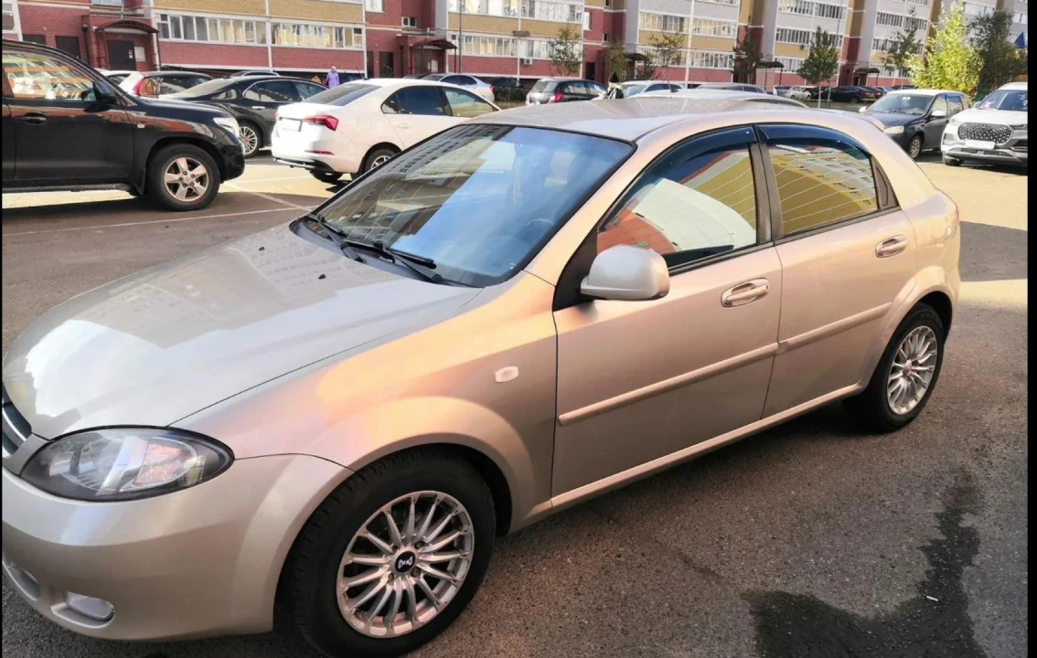 Chevrolet Lacetti, 2012г, передний привод, автомат