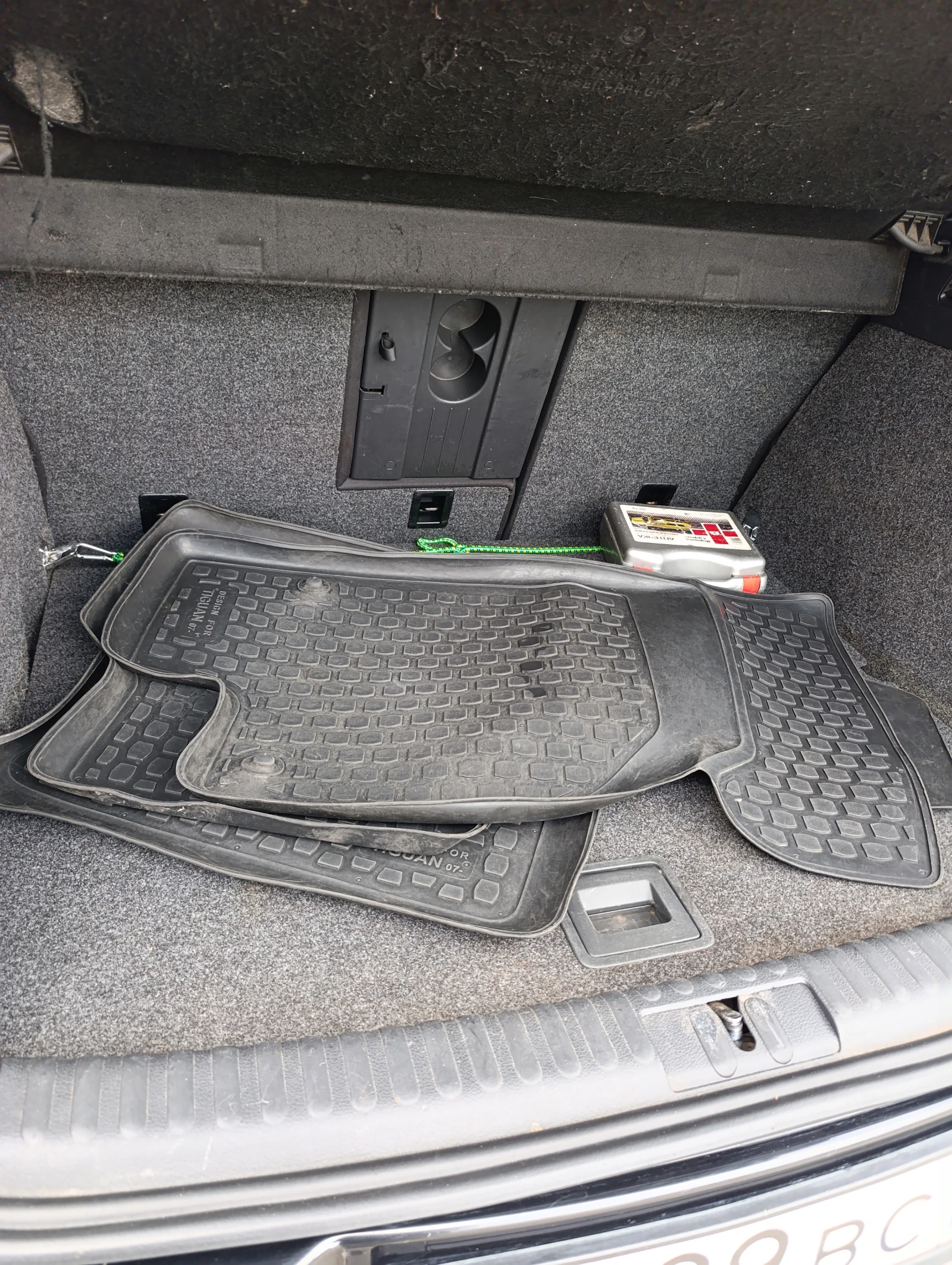 Volkswagen Tiguan, 2011г, передний привод, механика