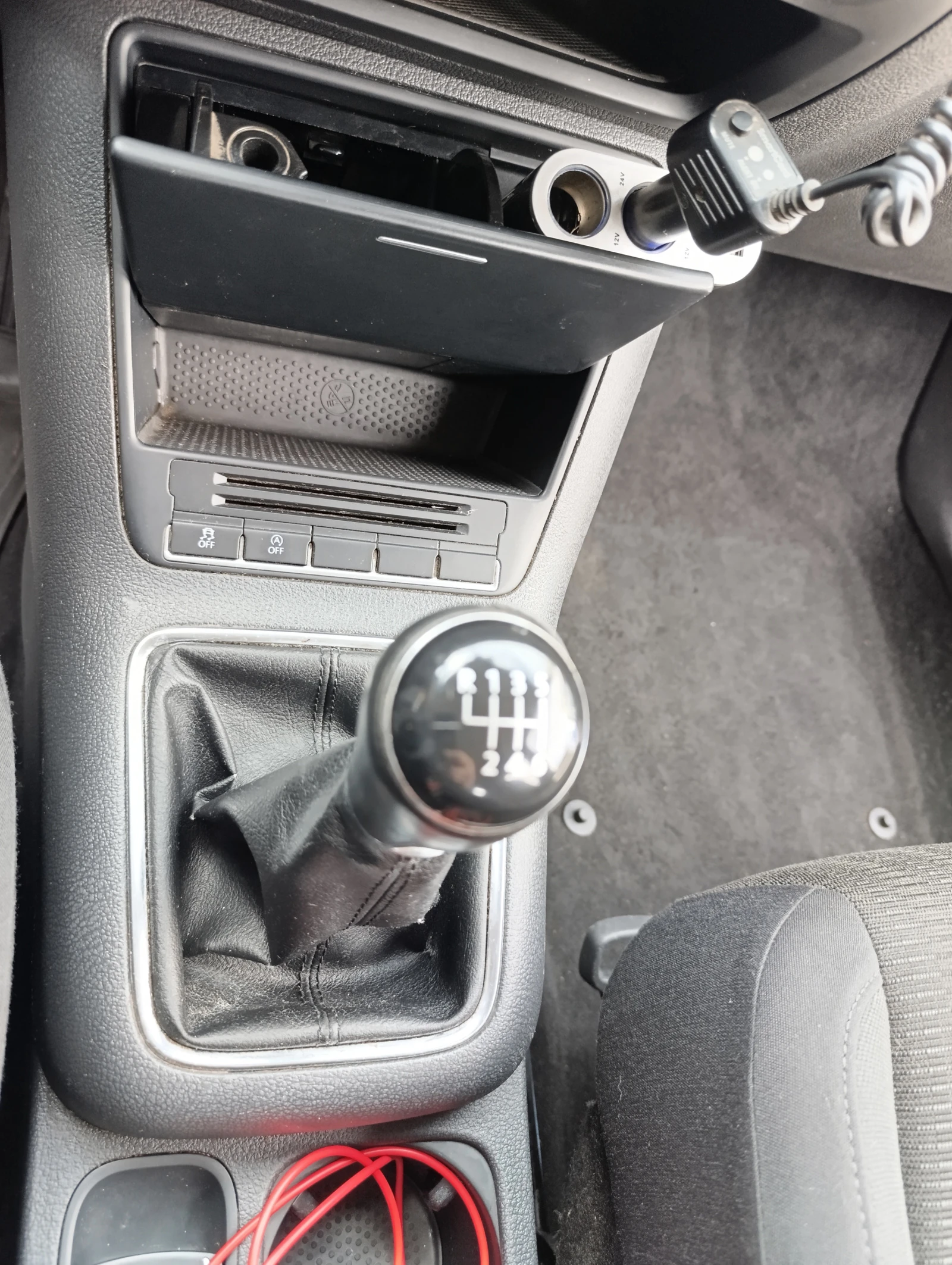 Volkswagen Tiguan, 2011г, передний привод, механика