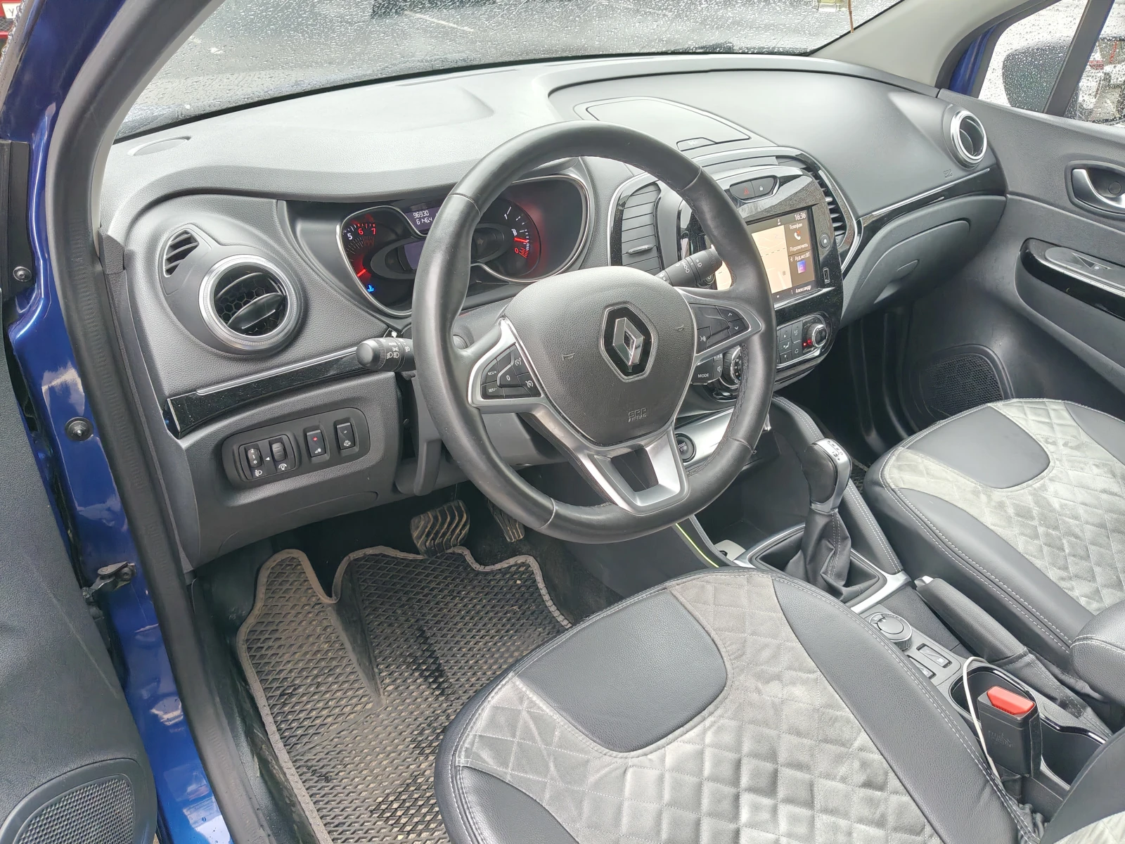 Renault Kaptur, 2020г, полный привод, вариатор