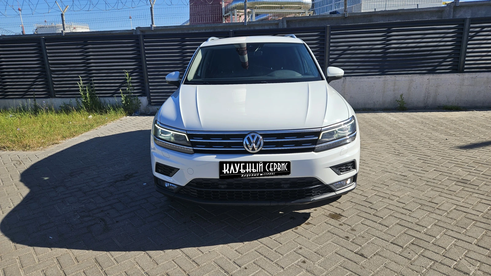 Volkswagen Tiguan, 2019г, полный привод, робот