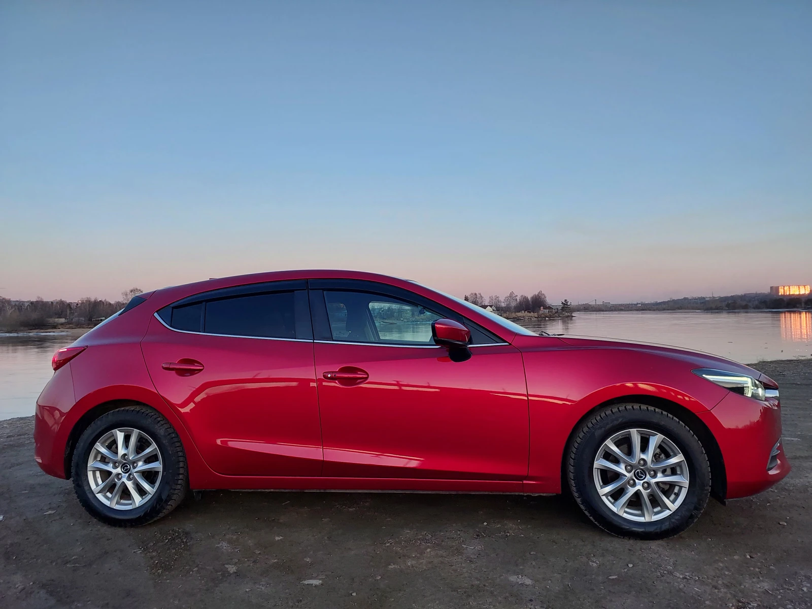 Mazda Axela, 2016г, передний привод, автомат