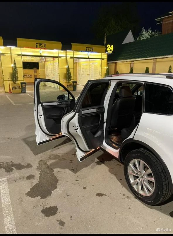 Volkswagen Touareg, 2013г, полный привод, автомат