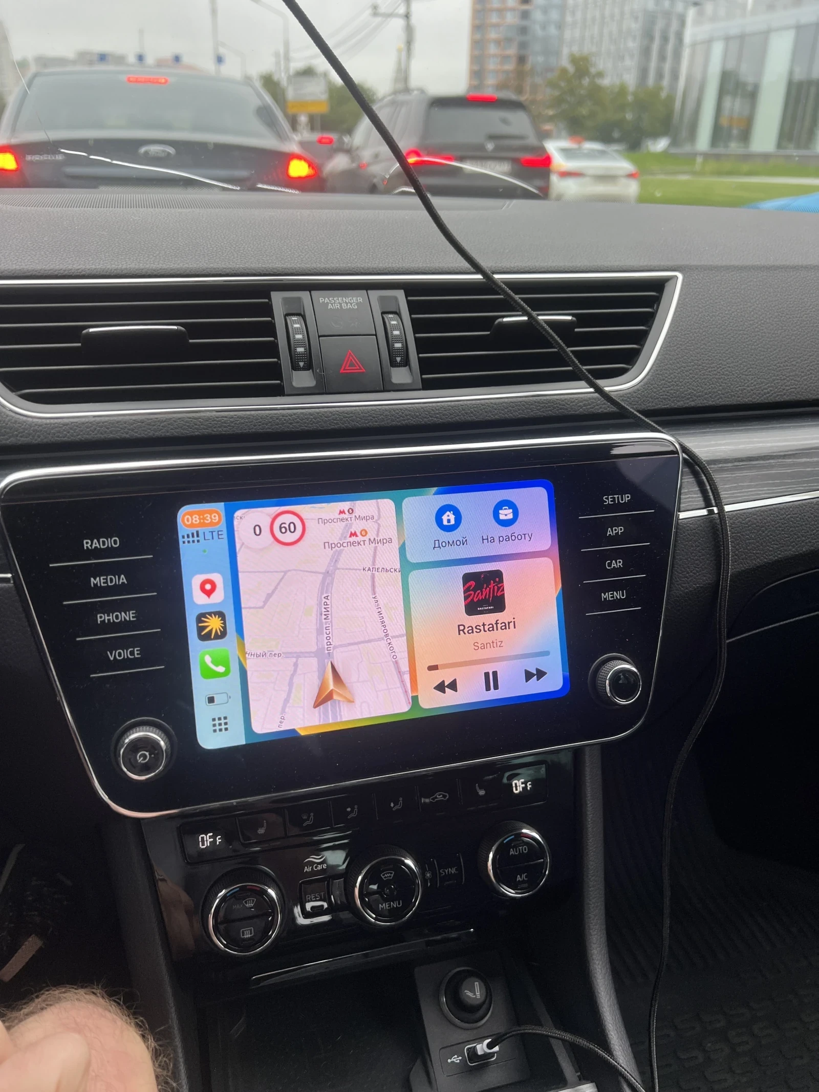 Skoda Superb, 2019г, передний привод, робот